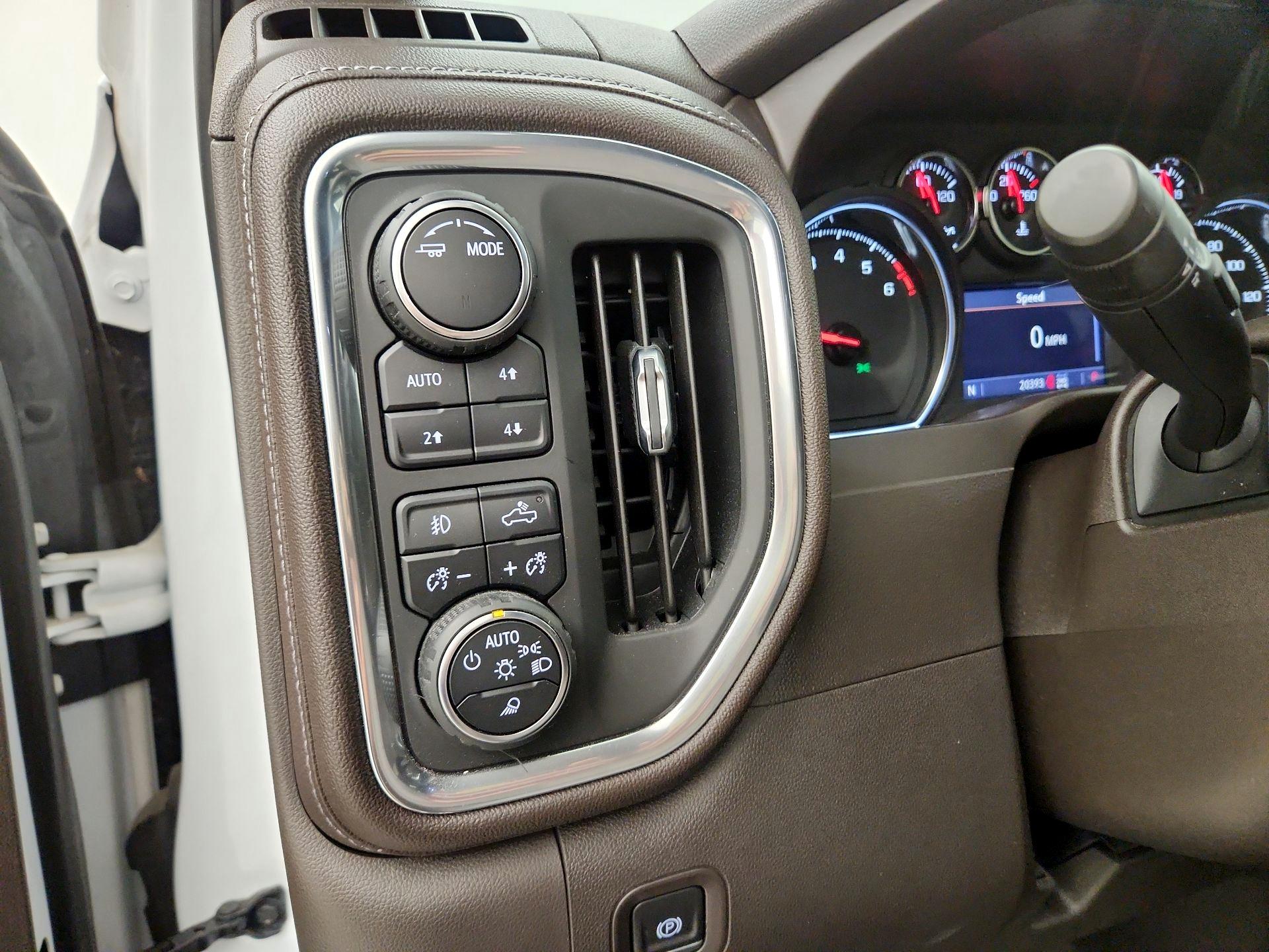 Thumbnail: 2021 Chevrolet Silverado 1500 - 13