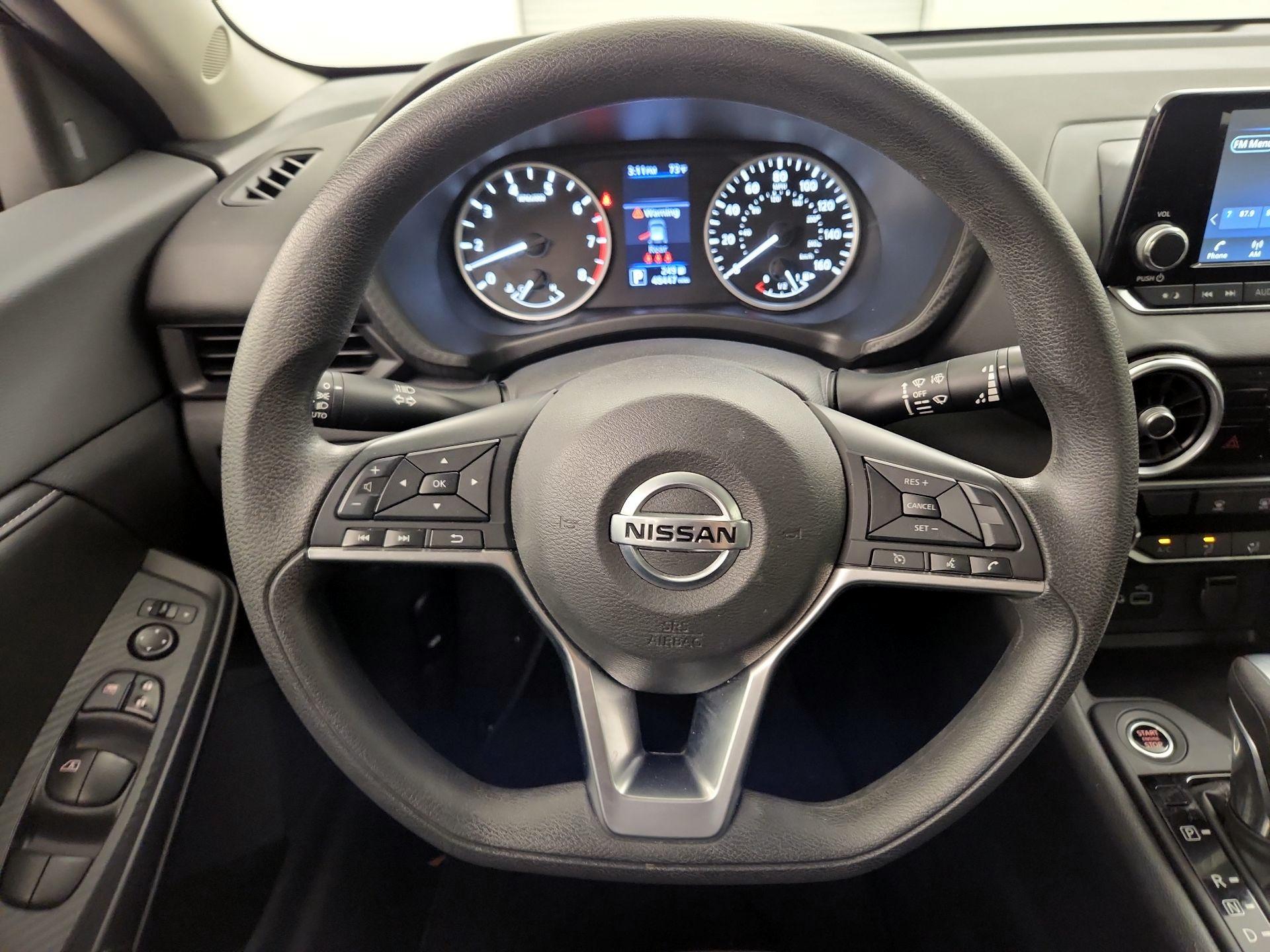 Thumbnail: 2021 Nissan Sentra - 10