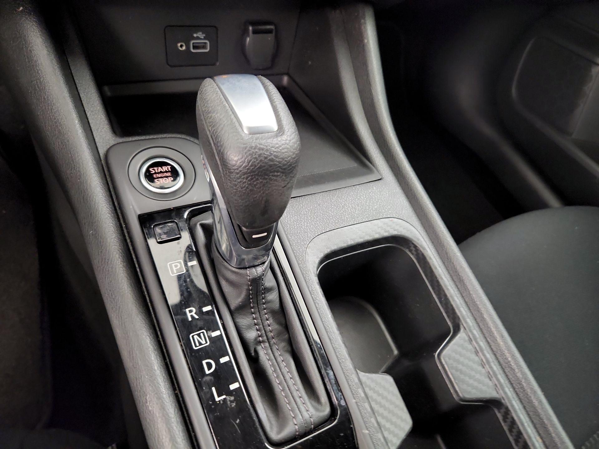 Thumbnail: 2021 Nissan Sentra - 17