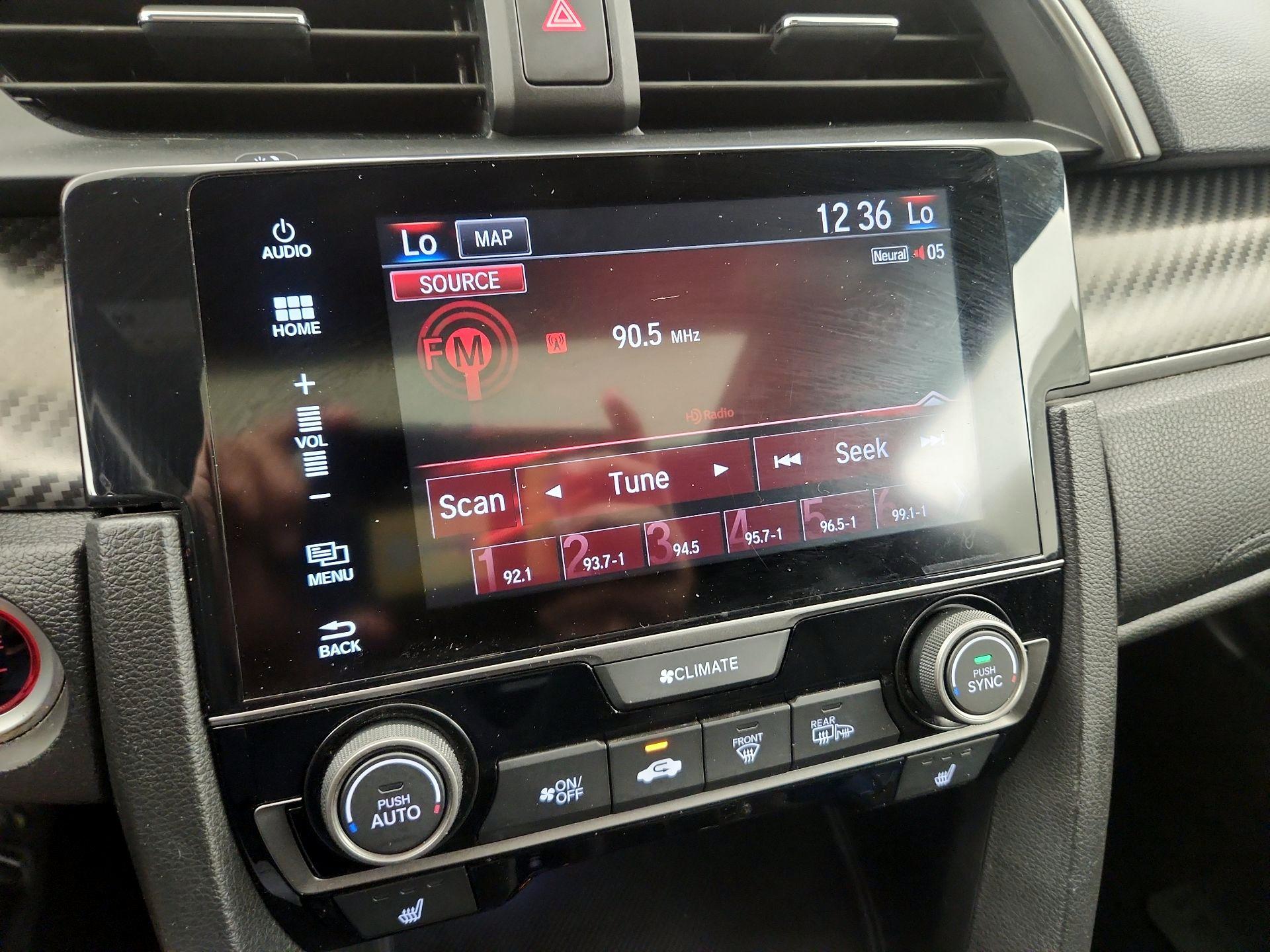 Thumbnail: 2017 Honda Civic - 16