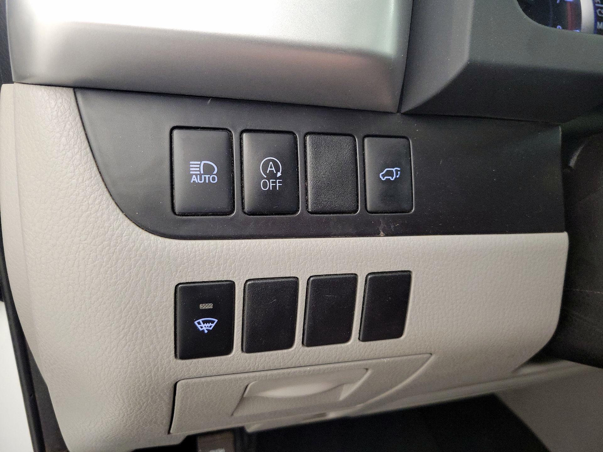 Thumbnail: 2018 Toyota Highlander - 13