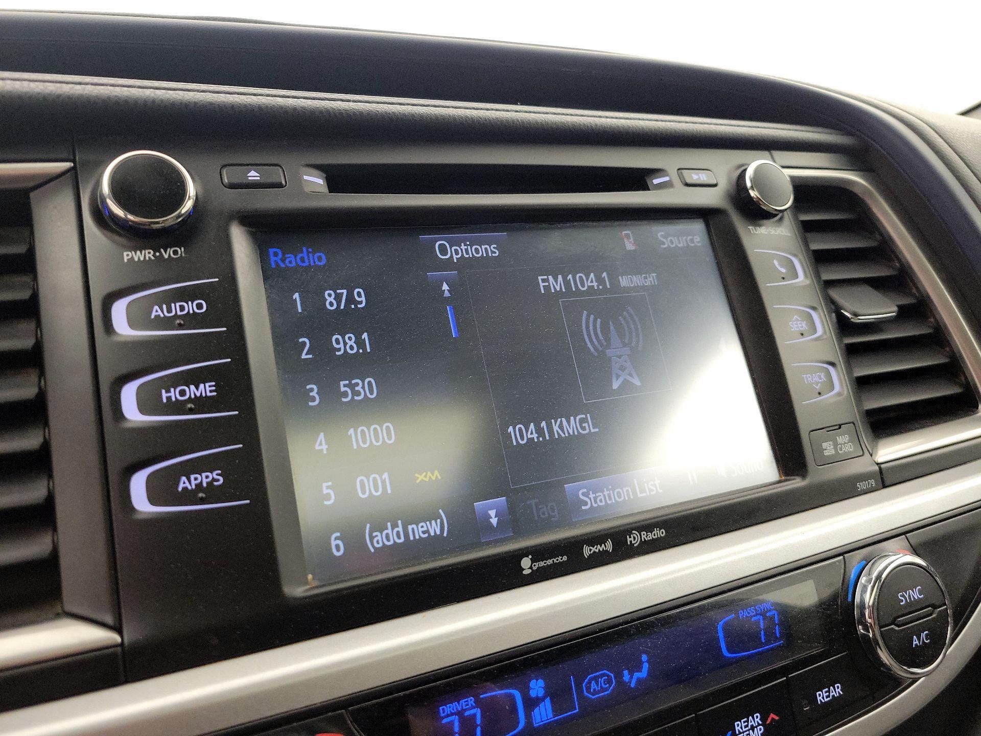 Thumbnail: 2018 Toyota Highlander - 15