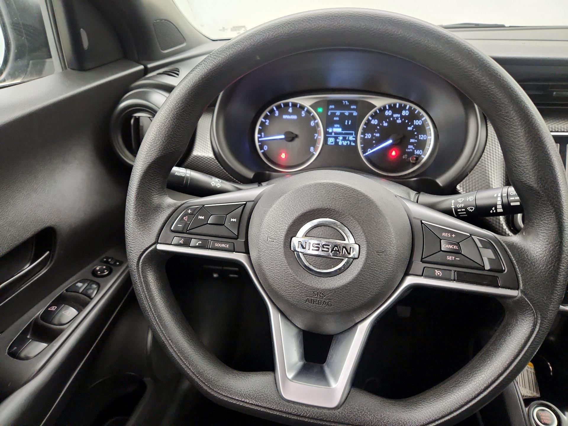 Thumbnail: 2020 Nissan Kicks - 10