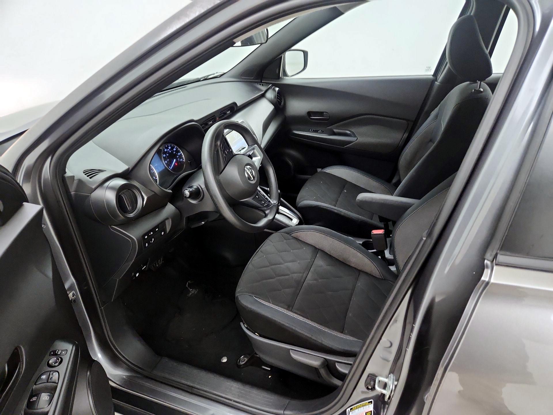 Thumbnail: 2020 Nissan Kicks - 11