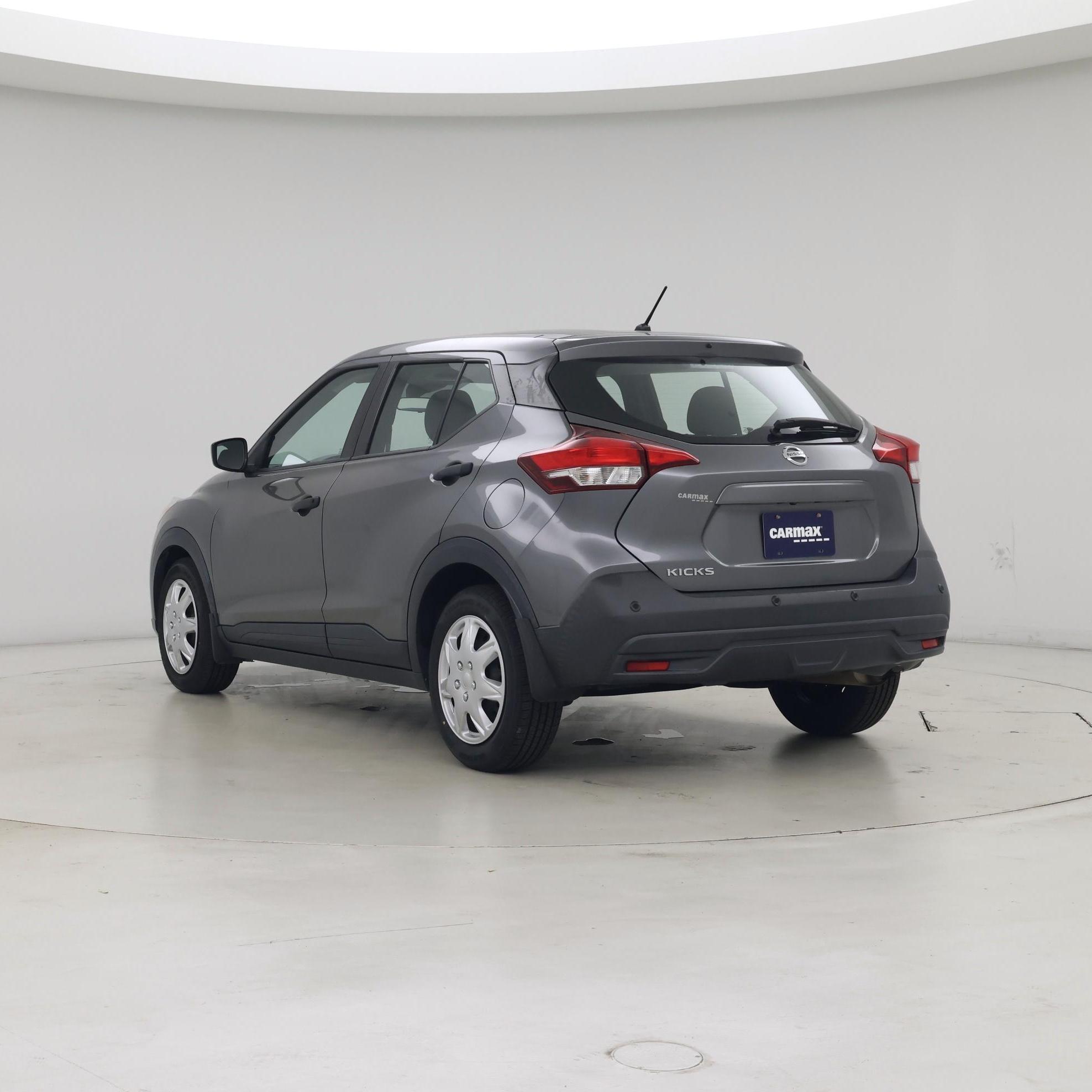 Thumbnail: 2020 Nissan Kicks - 2