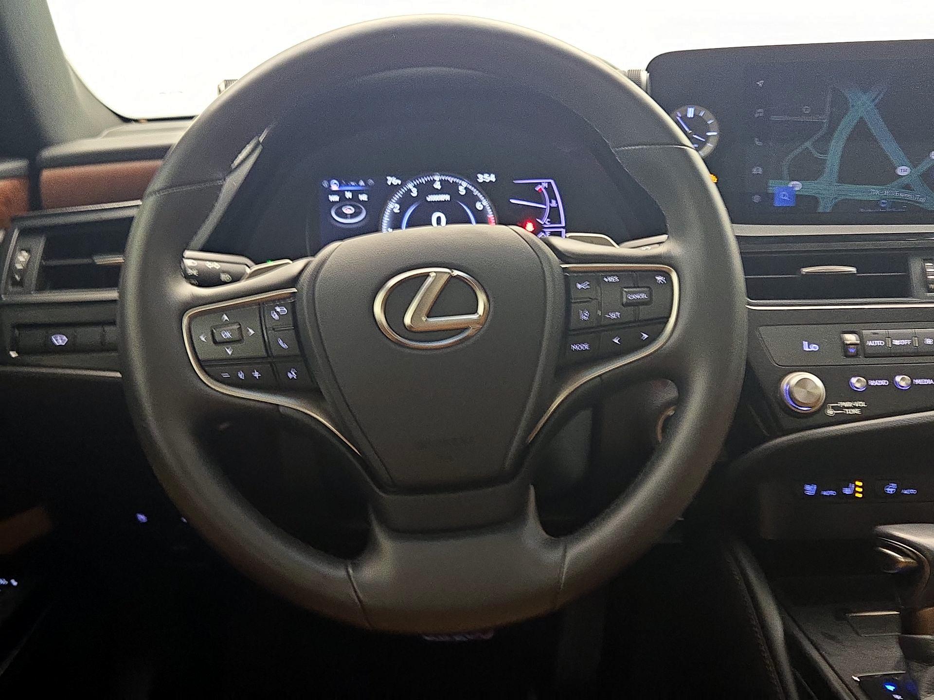 Thumbnail: 2025 Lexus ES - 10