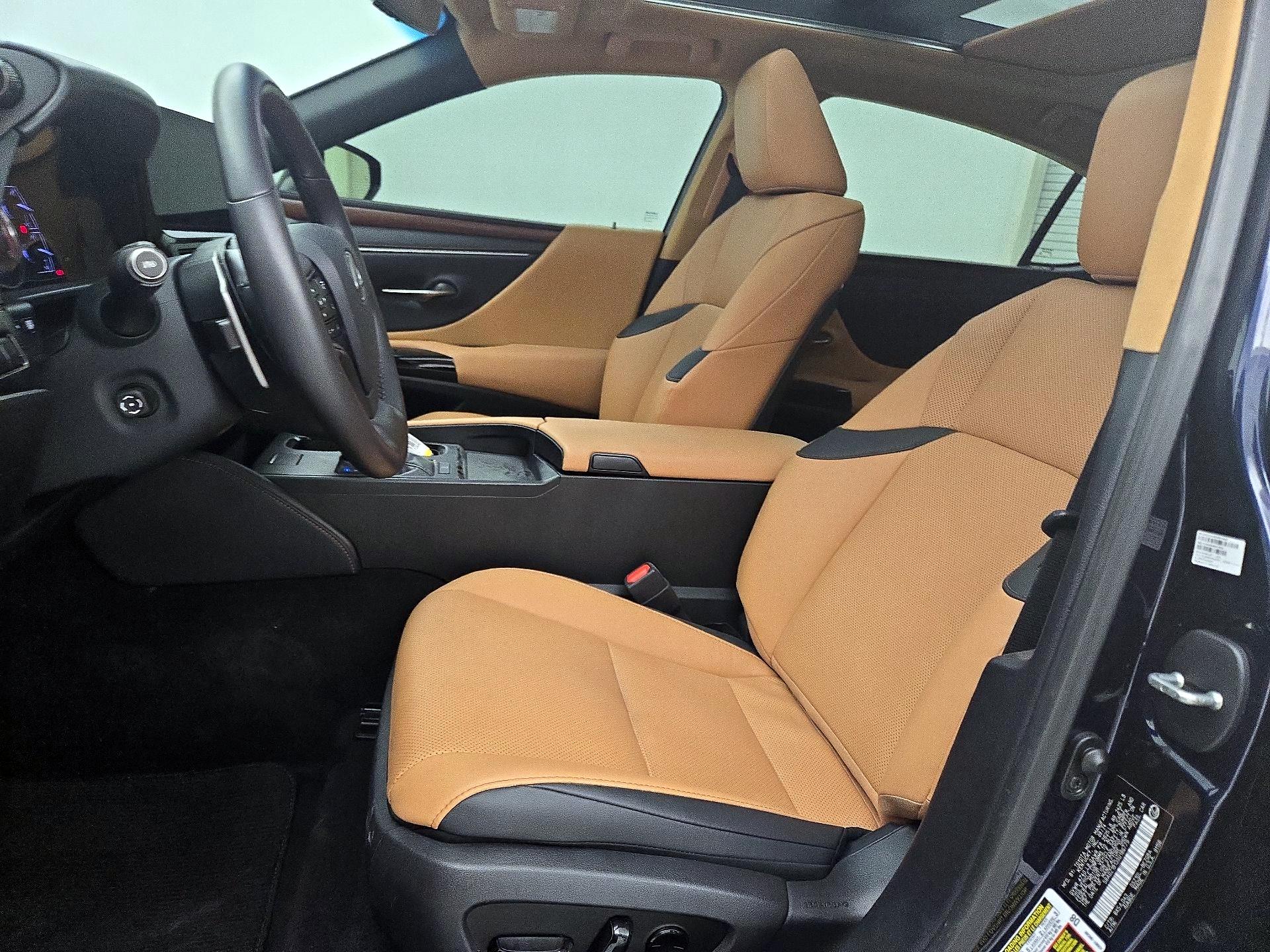 Thumbnail: 2025 Lexus ES - 11