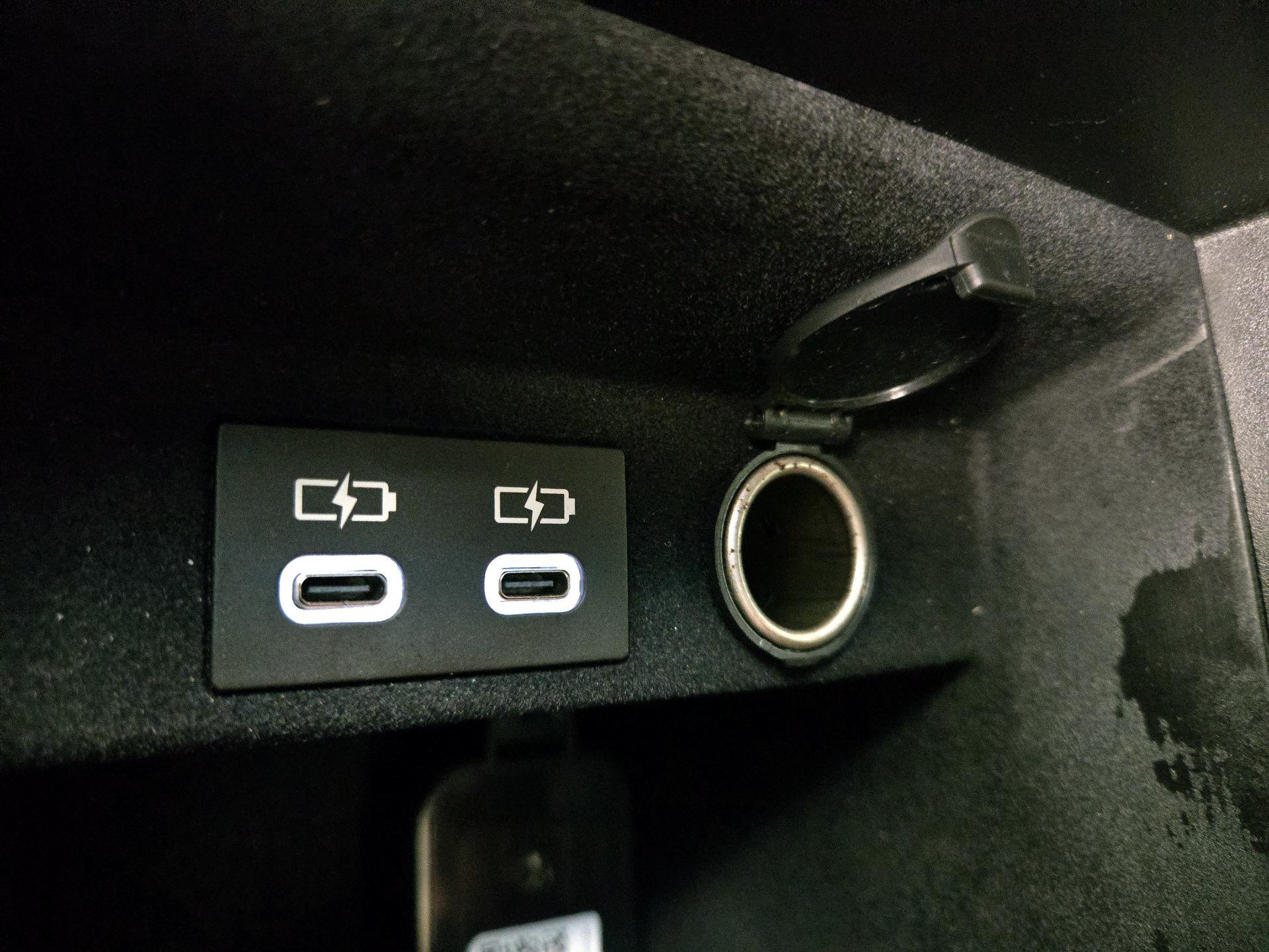 Thumbnail: 2025 Lexus ES - 19