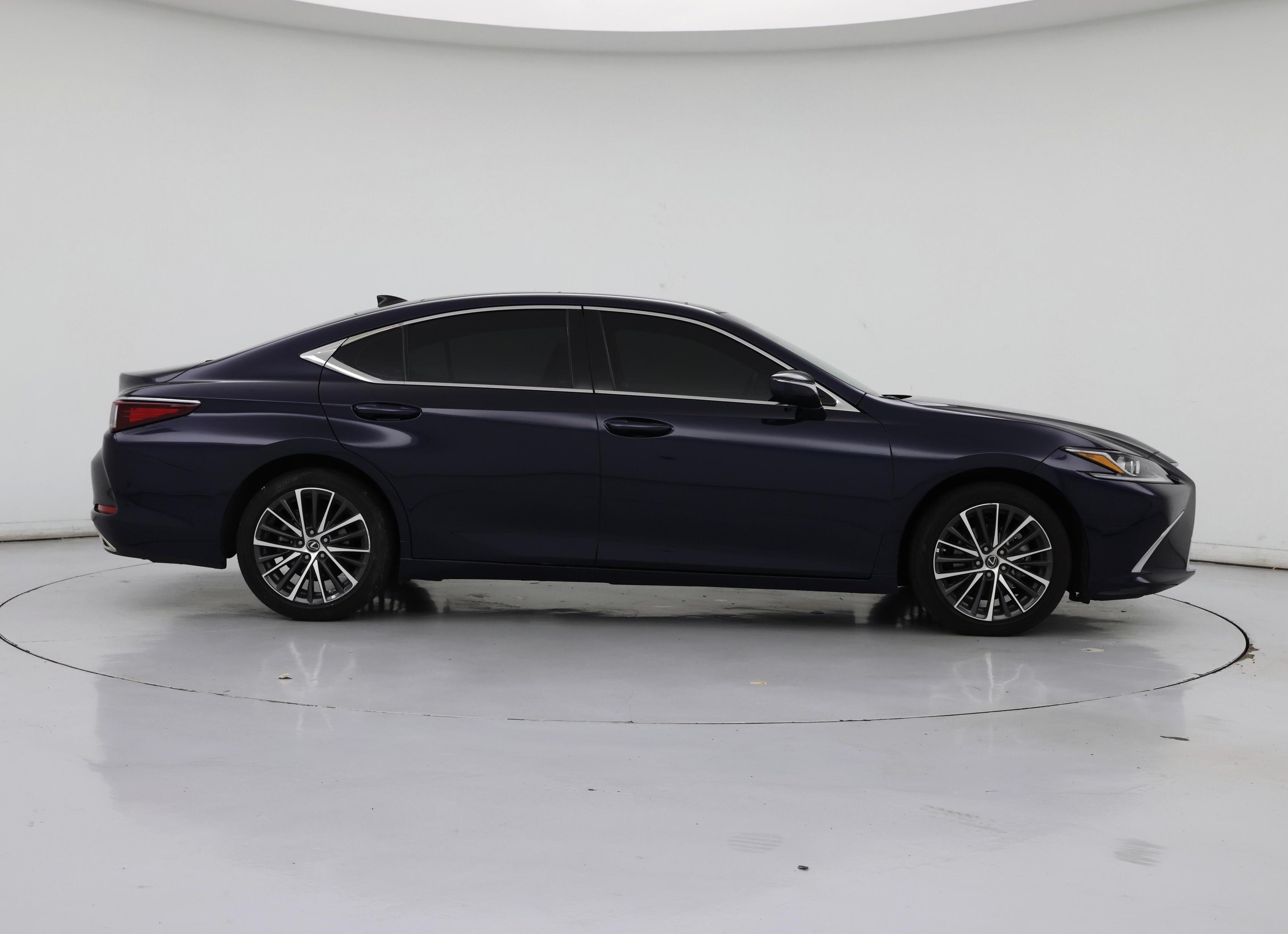 Thumbnail: 2025 Lexus ES - 7
