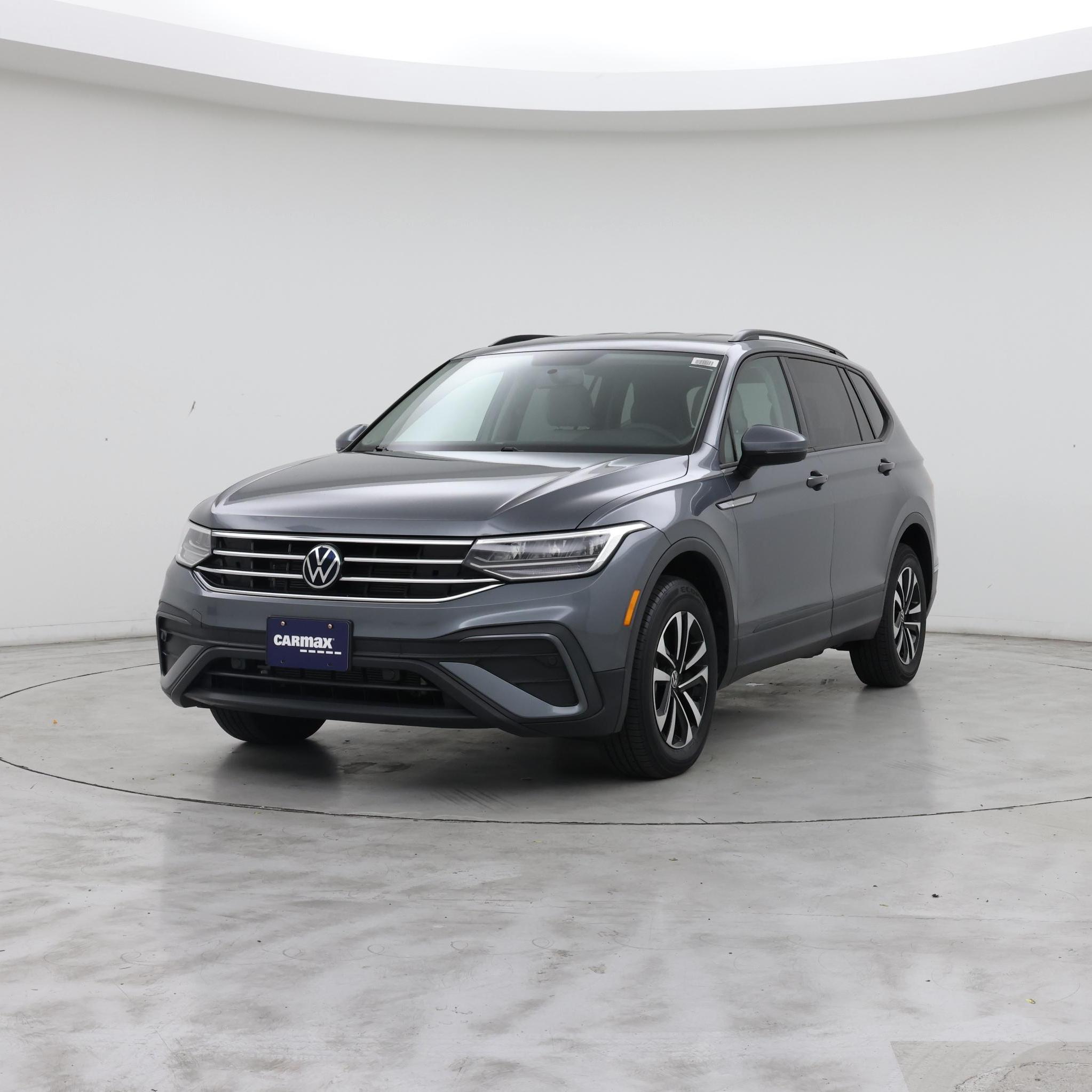Thumbnail: 2022 Volkswagen Tiguan - 4