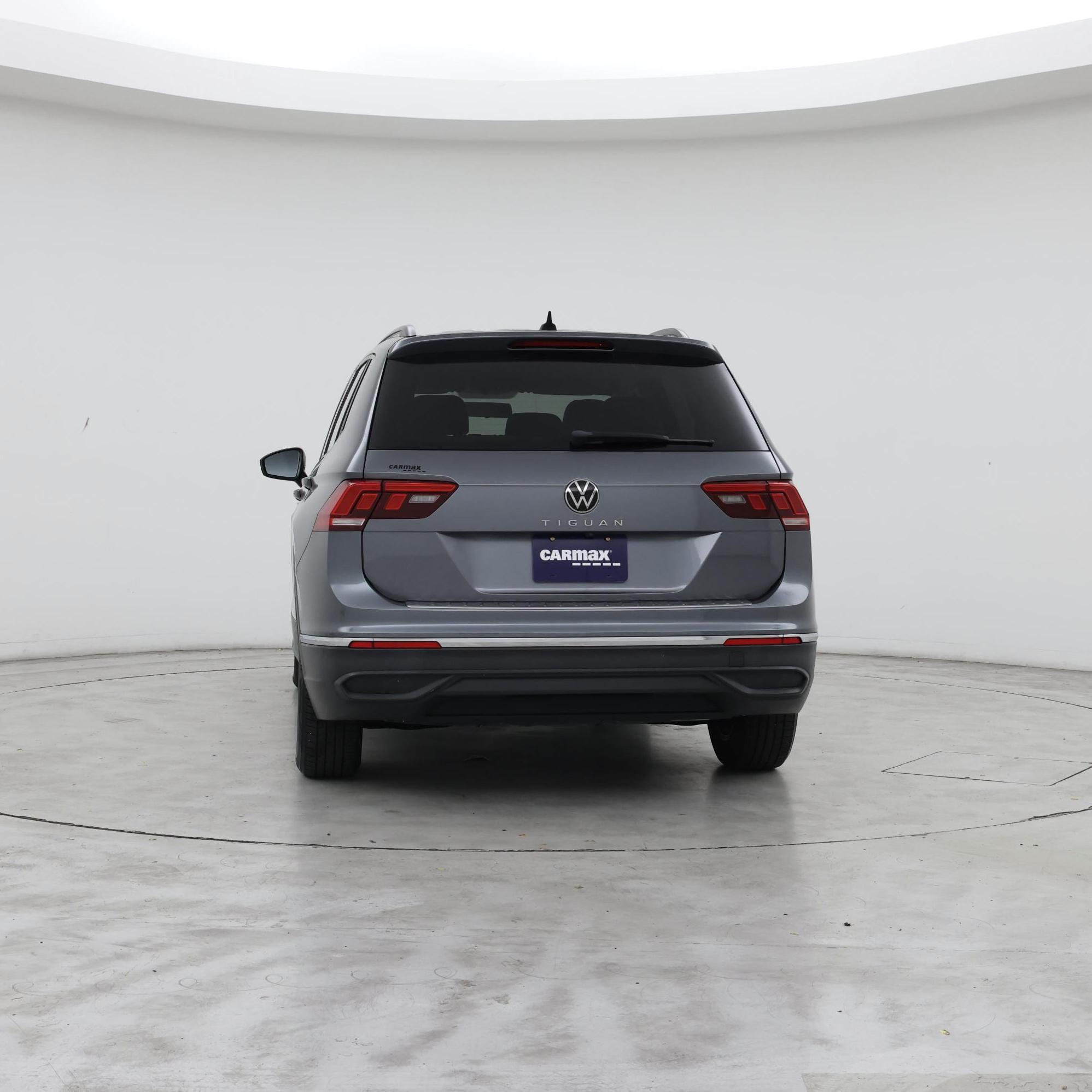 Thumbnail: 2022 Volkswagen Tiguan - 6