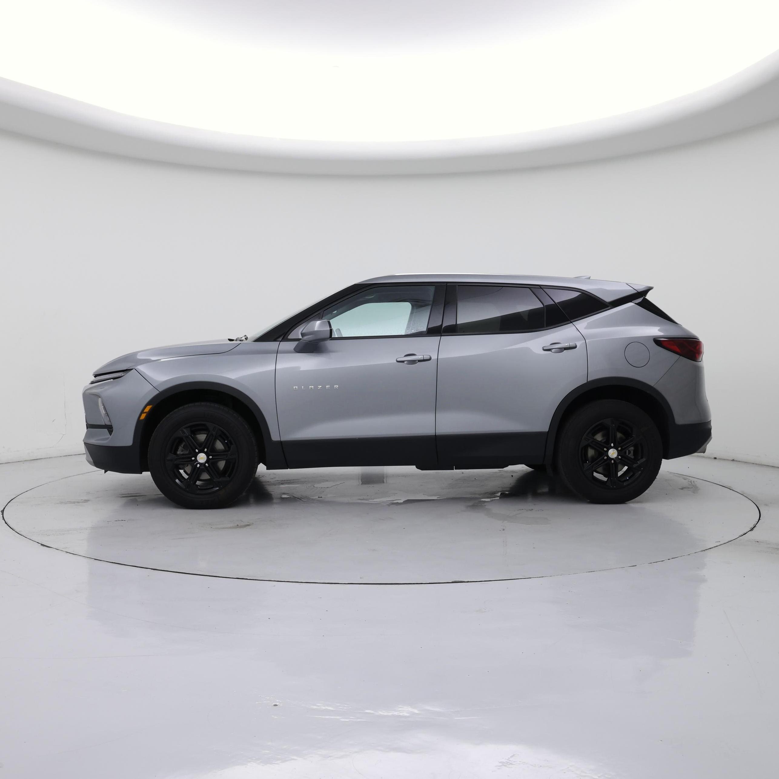 Thumbnail: 2023 Chevrolet Blazer - 3