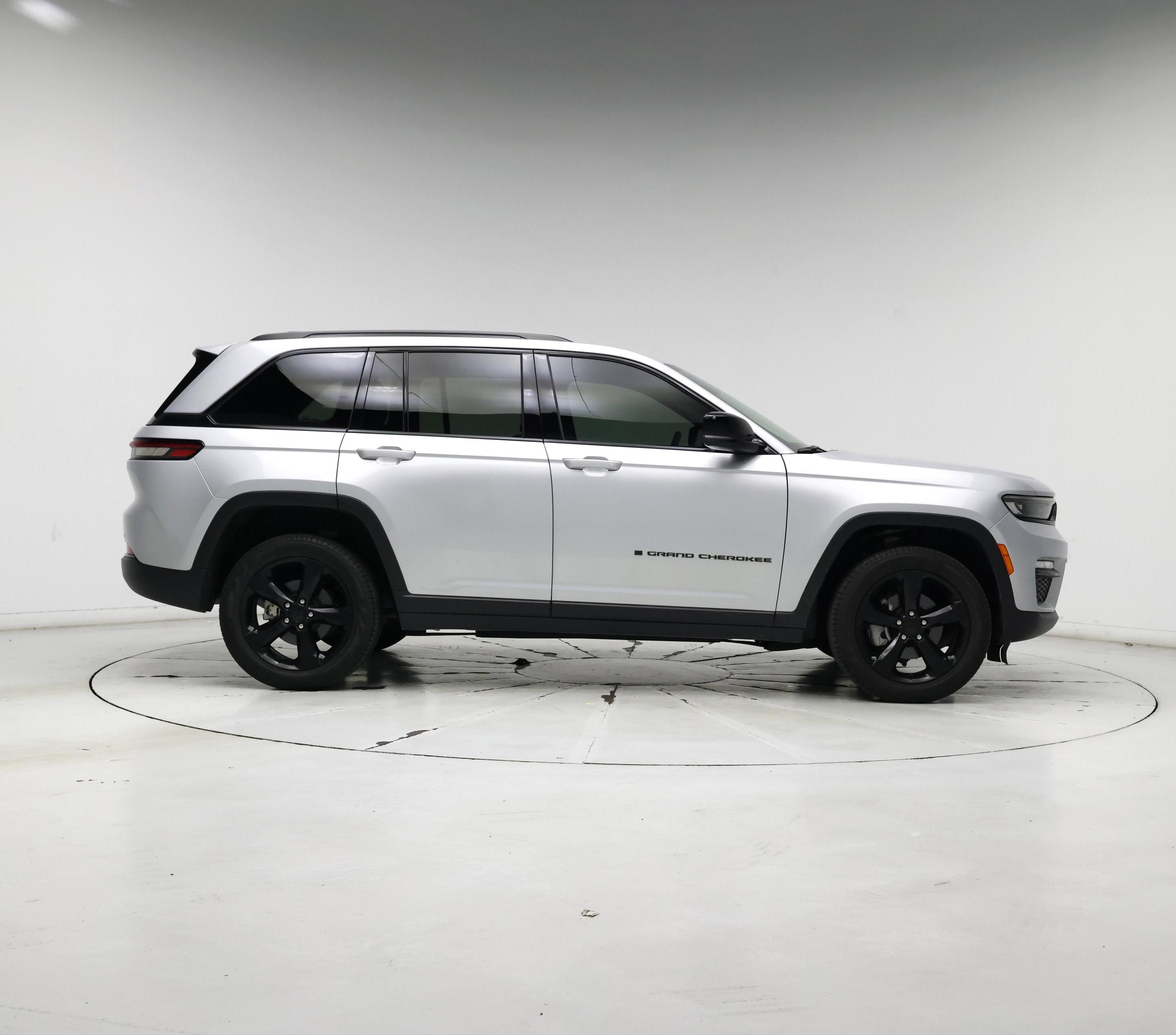 Thumbnail: 2024 Jeep Grand Cherokee - 7