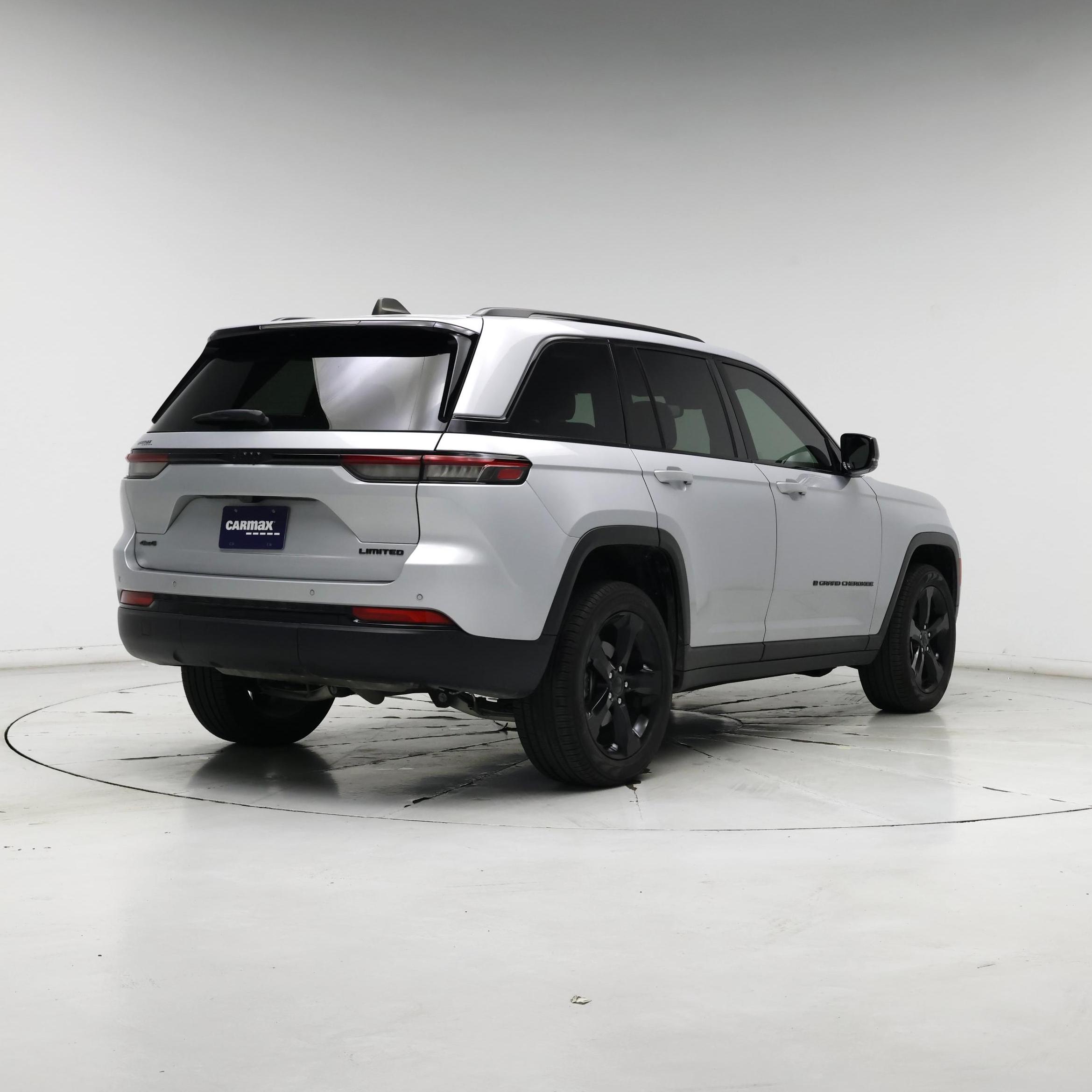 Thumbnail: 2024 Jeep Grand Cherokee - 8