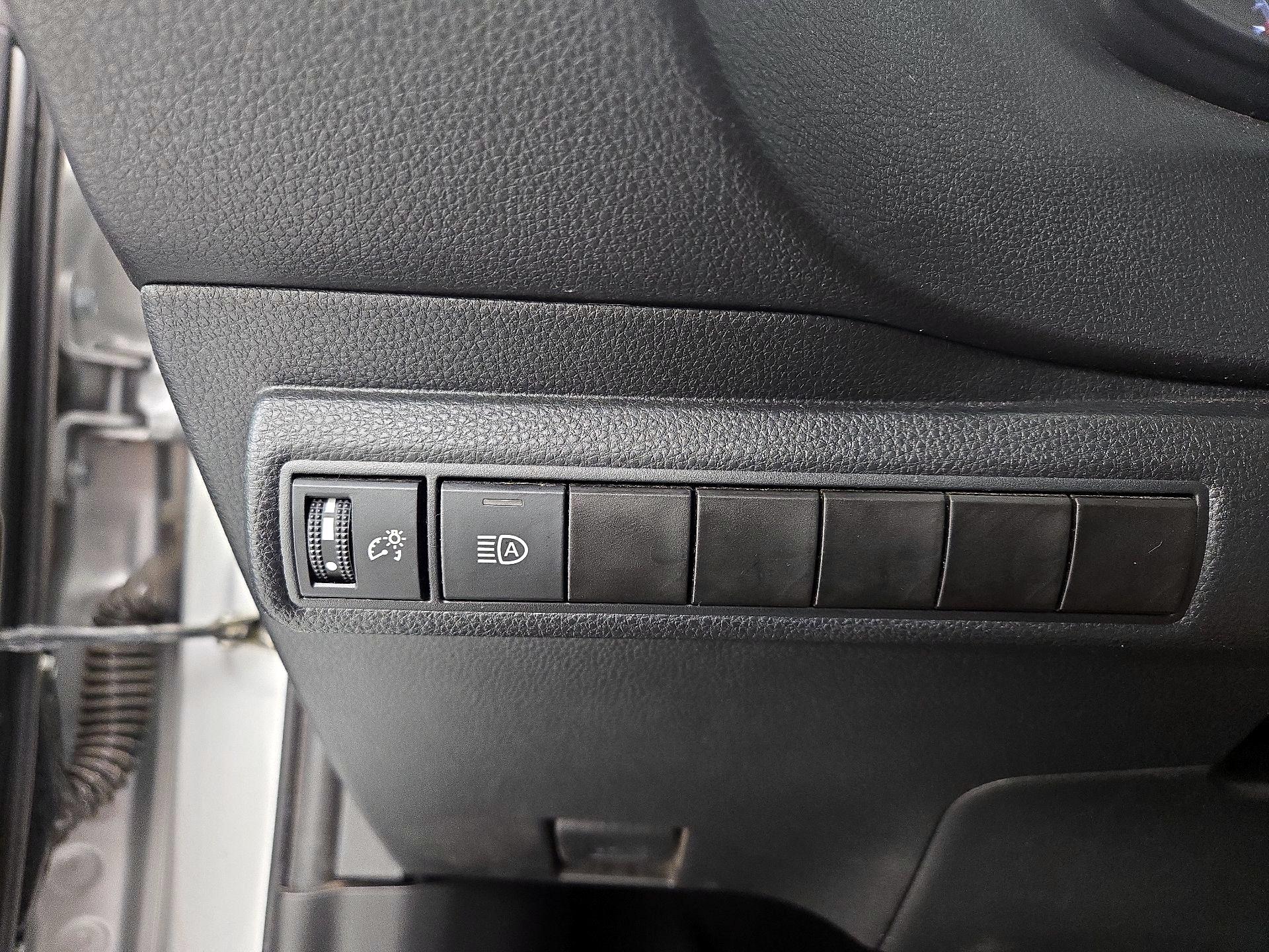 Thumbnail: 2024 Toyota Corolla - 13