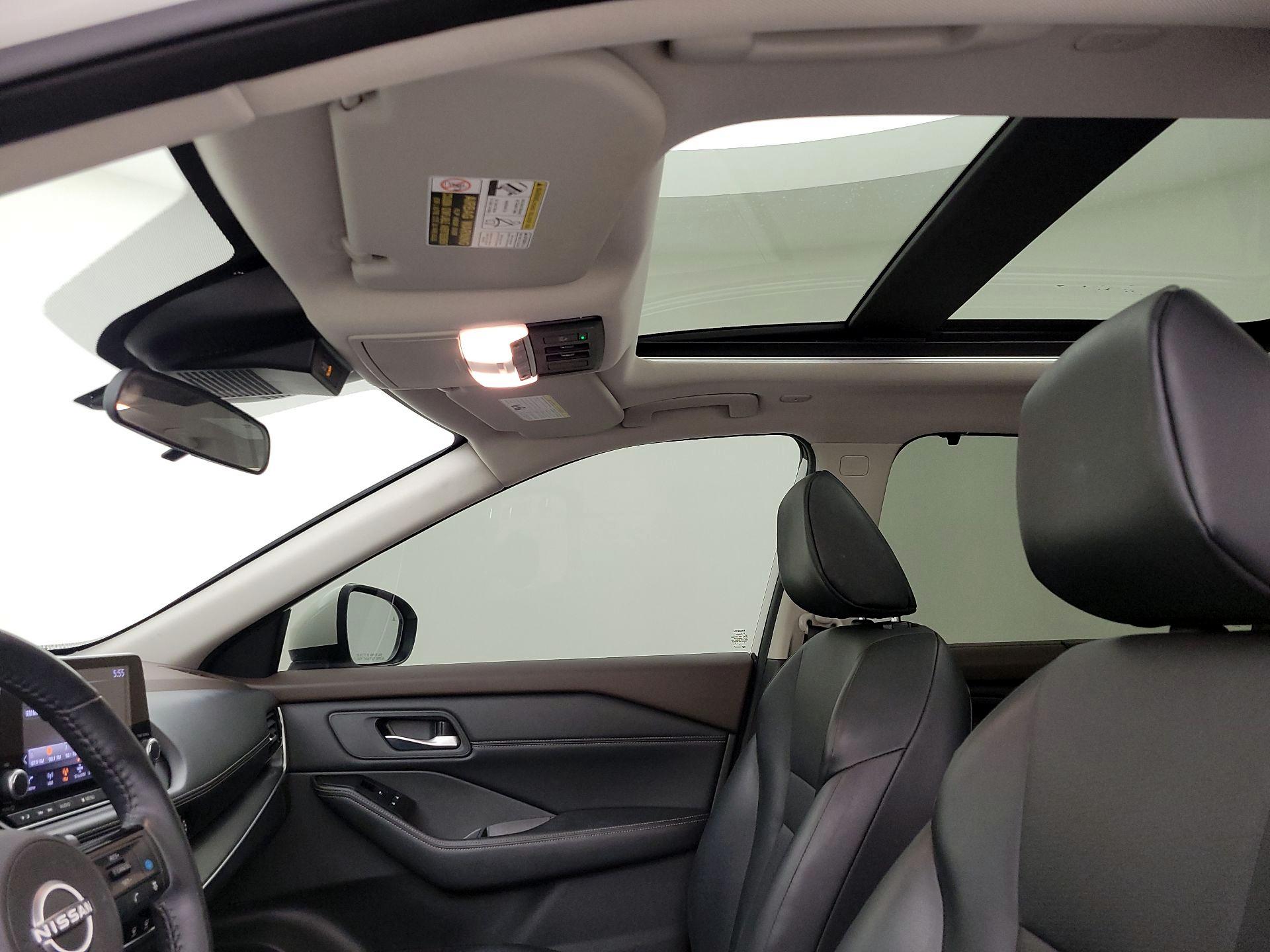 Thumbnail: 2023 Nissan Rogue - 19