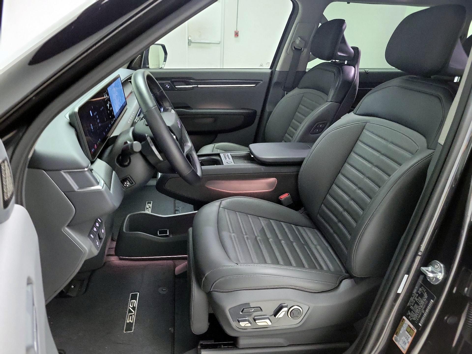 Thumbnail: 2024 Kia EV9 - 11