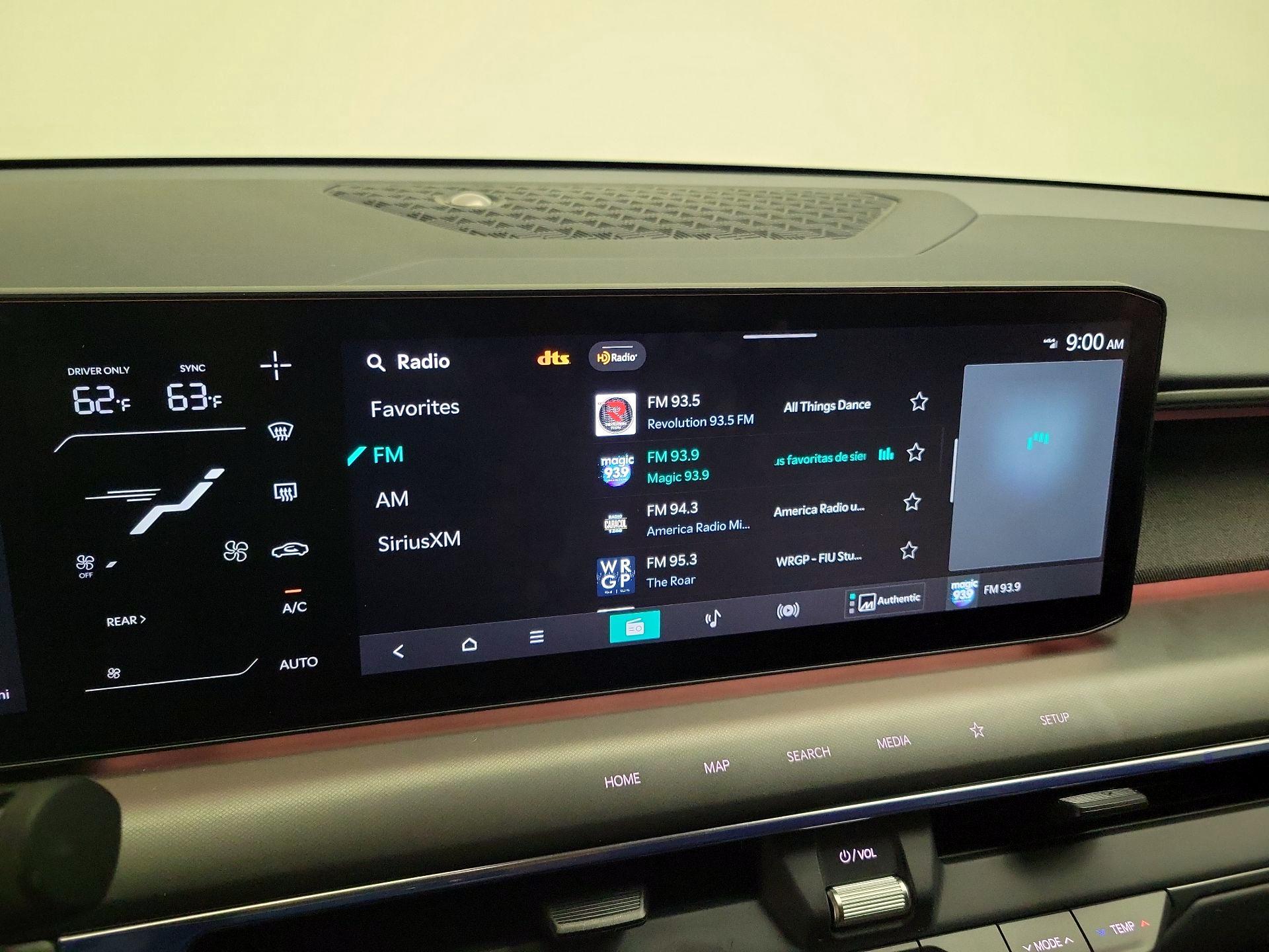 Thumbnail: 2024 Kia EV9 - 16