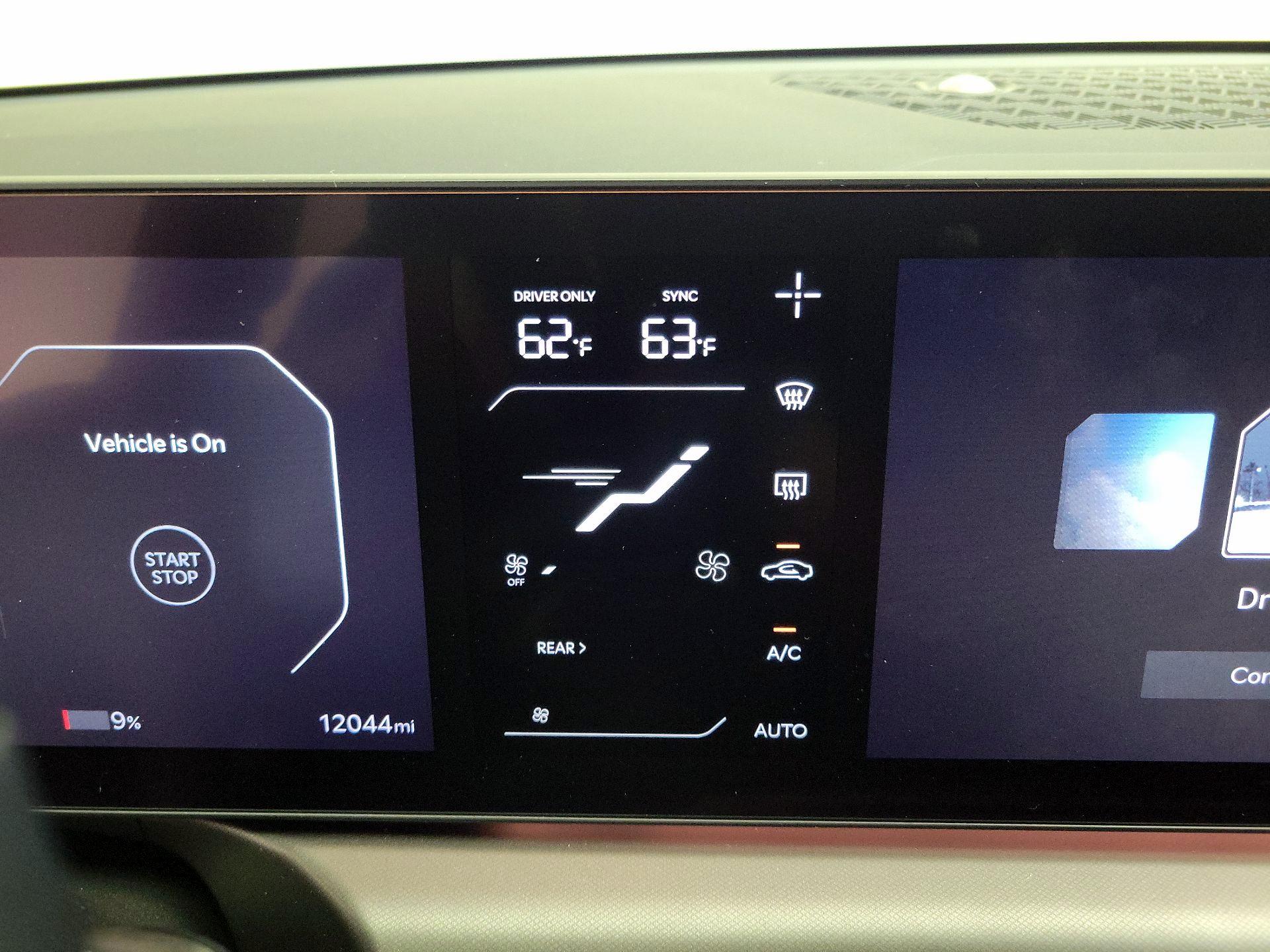 Thumbnail: 2024 Kia EV9 - 17