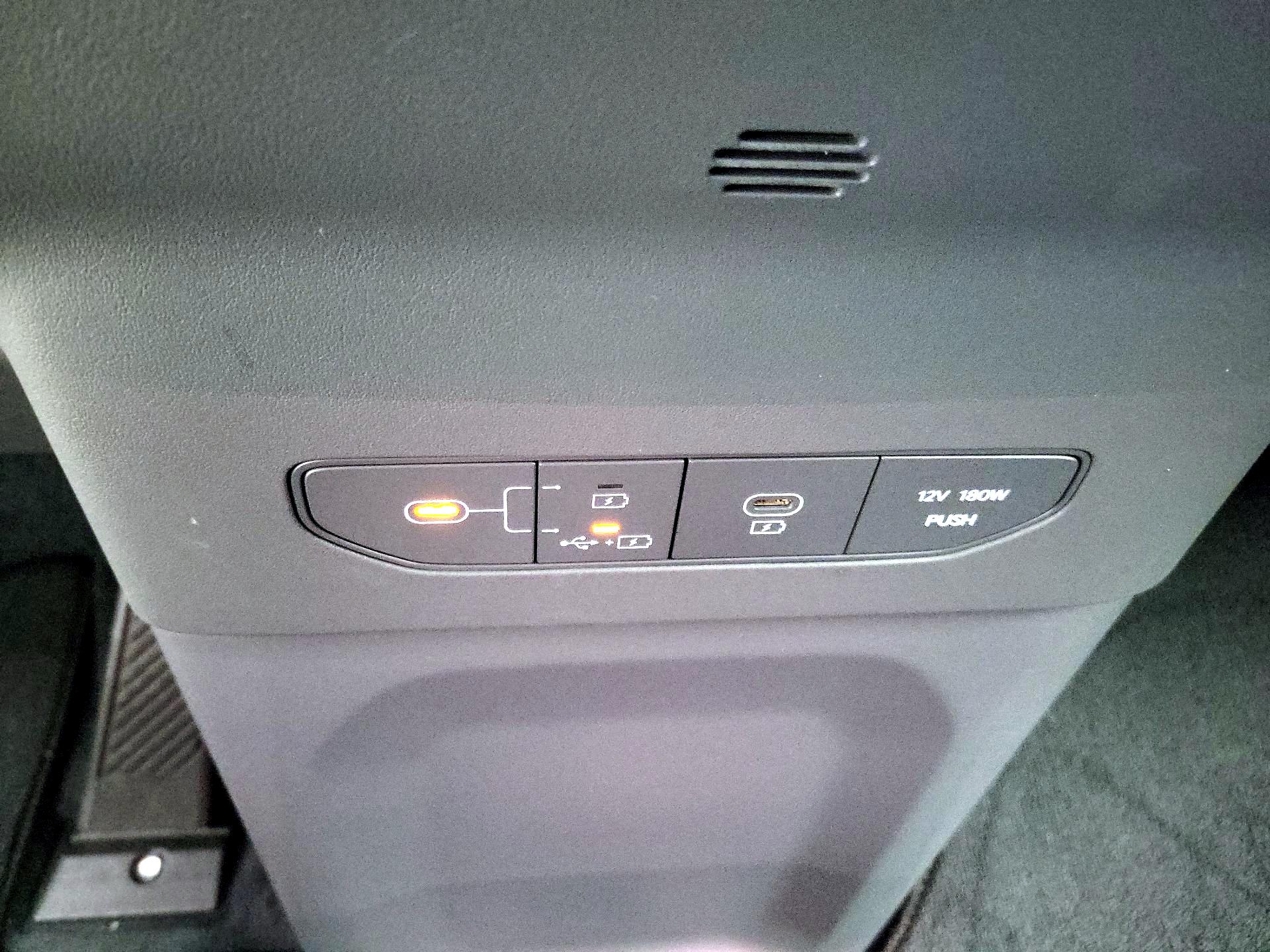 Thumbnail: 2024 Kia EV9 - 19