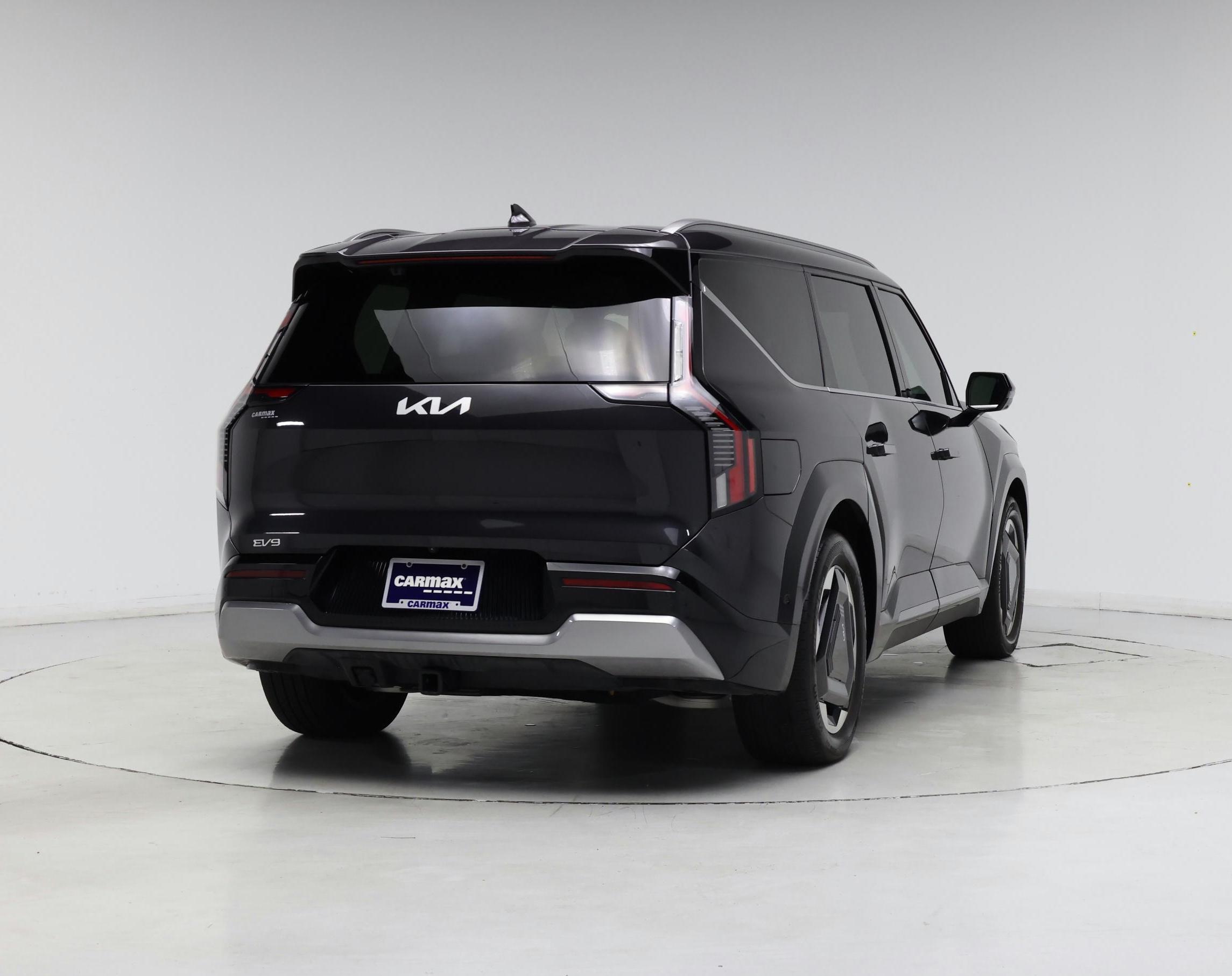 Thumbnail: 2024 Kia EV9 - 8