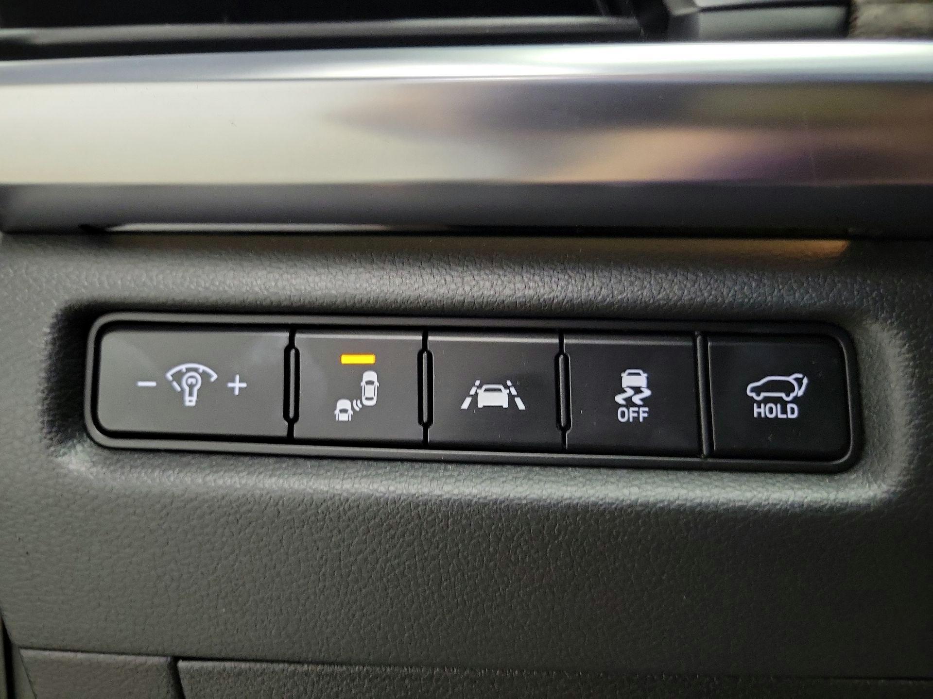 Thumbnail: 2021 Kia Telluride - 13