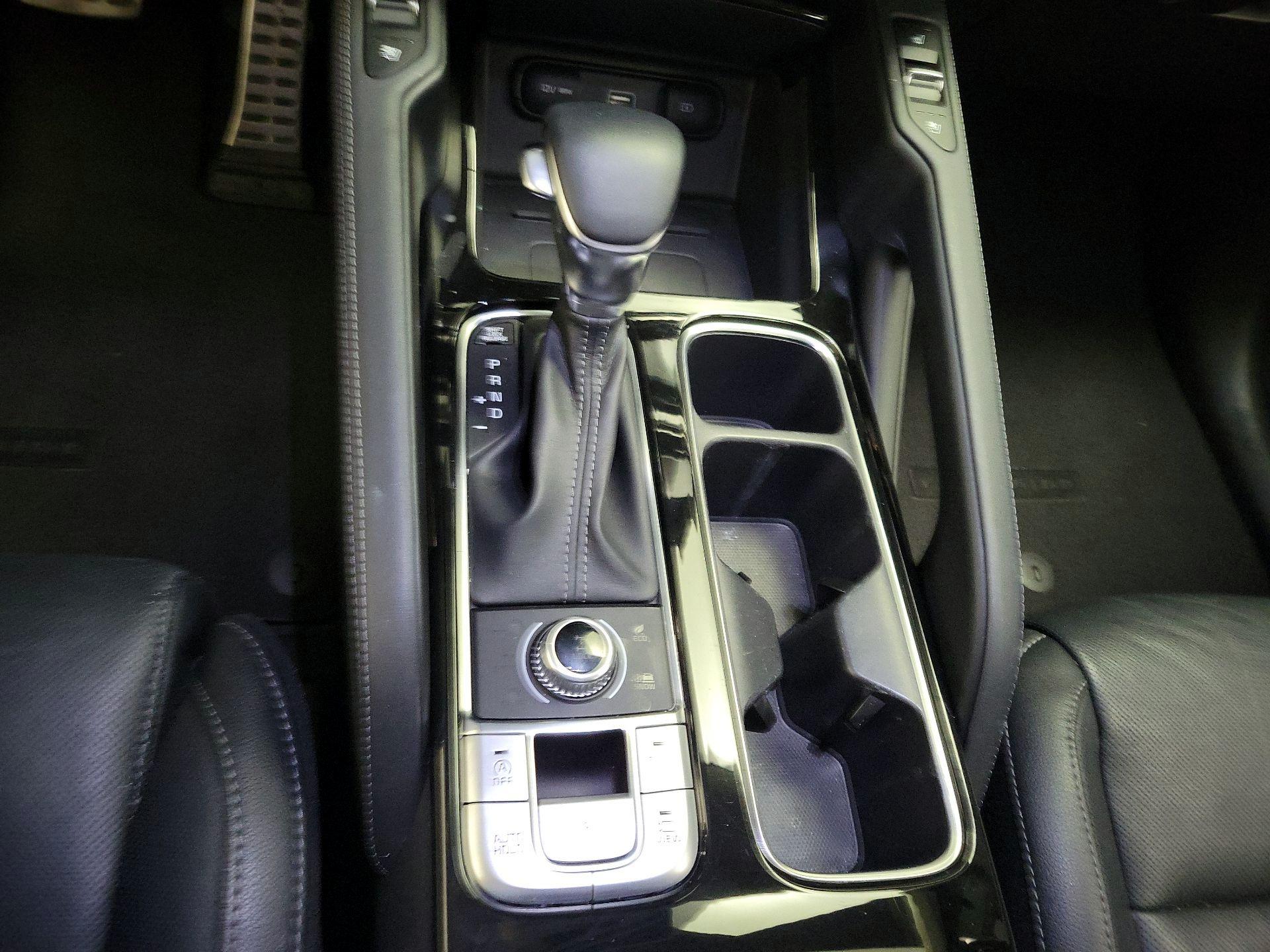 Thumbnail: 2021 Kia Telluride - 18