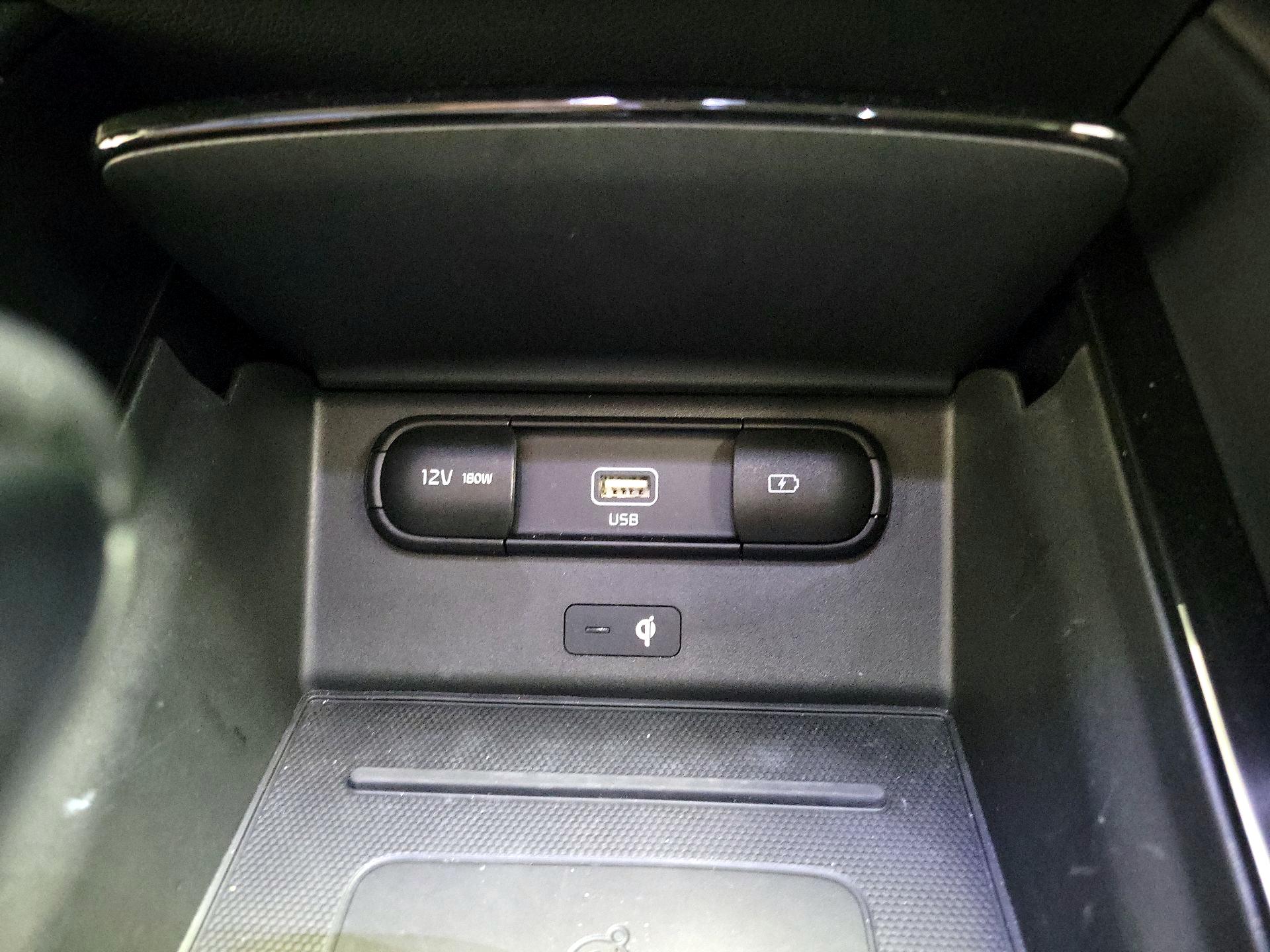 Thumbnail: 2021 Kia Telluride - 19