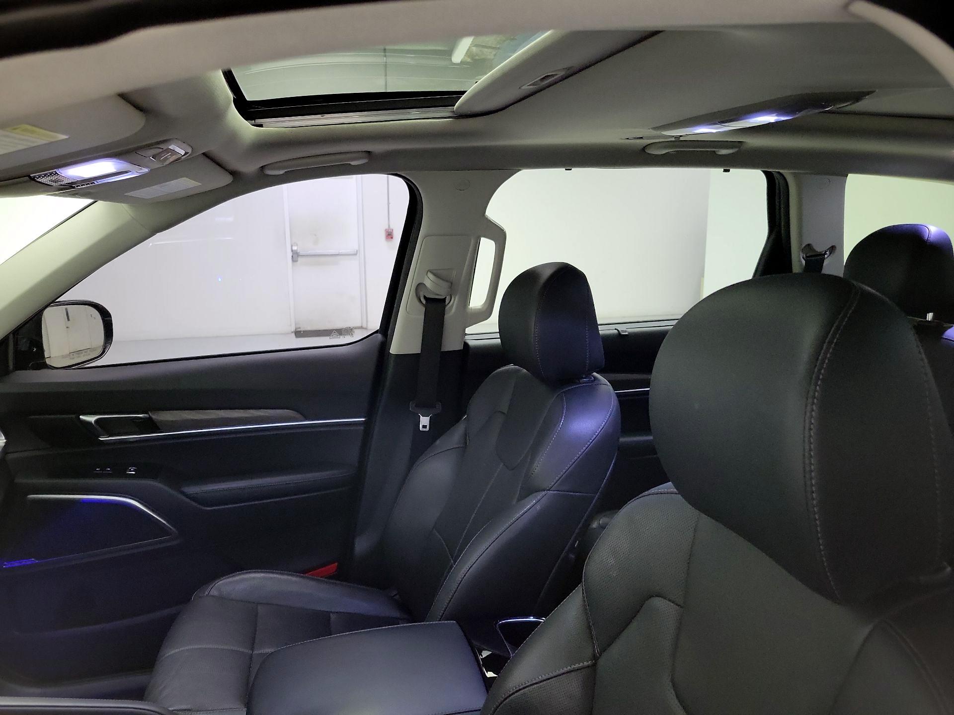 Thumbnail: 2021 Kia Telluride - 20