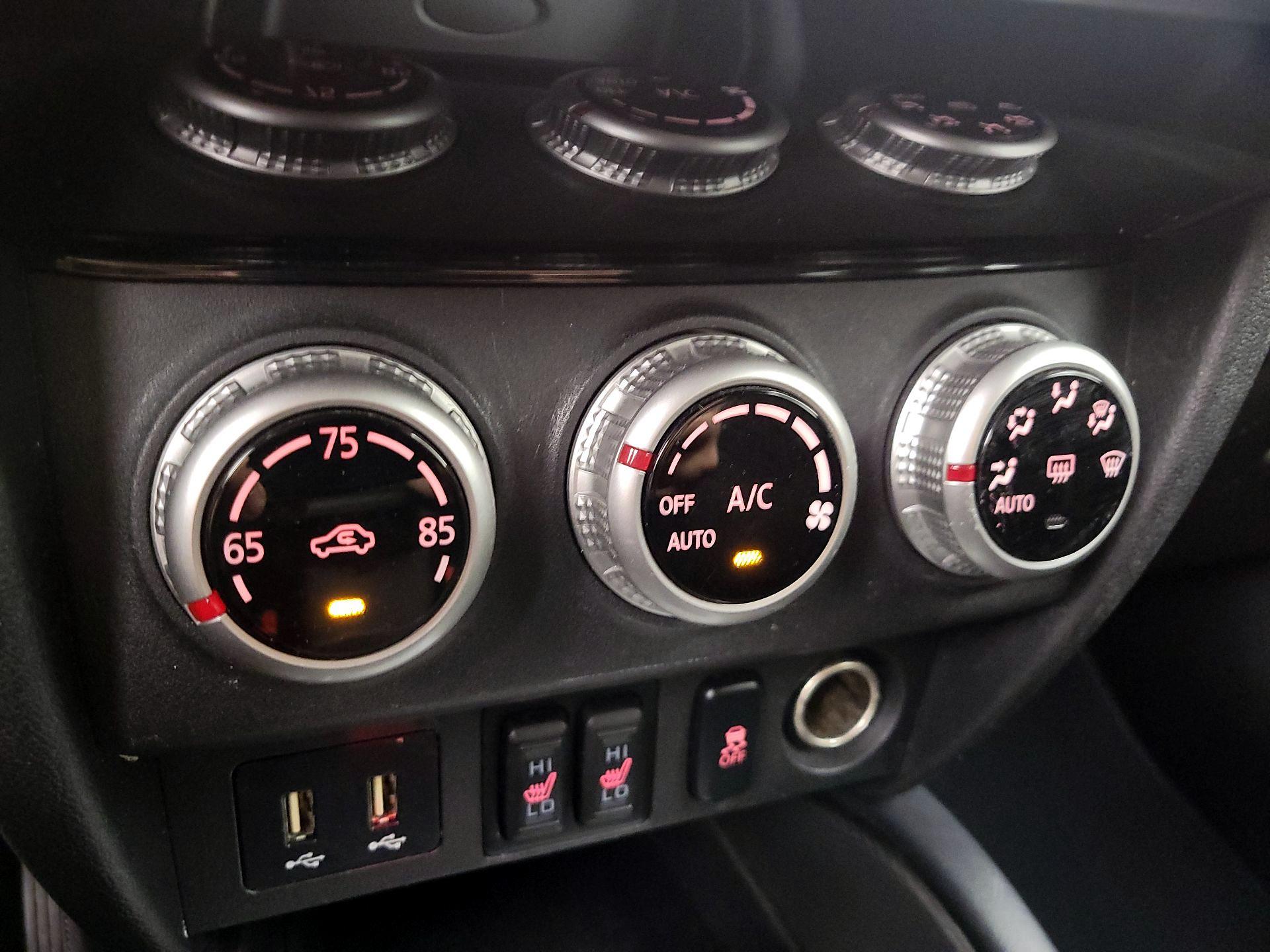 Thumbnail: 2021 Mitsubishi Outlander Sport - 16