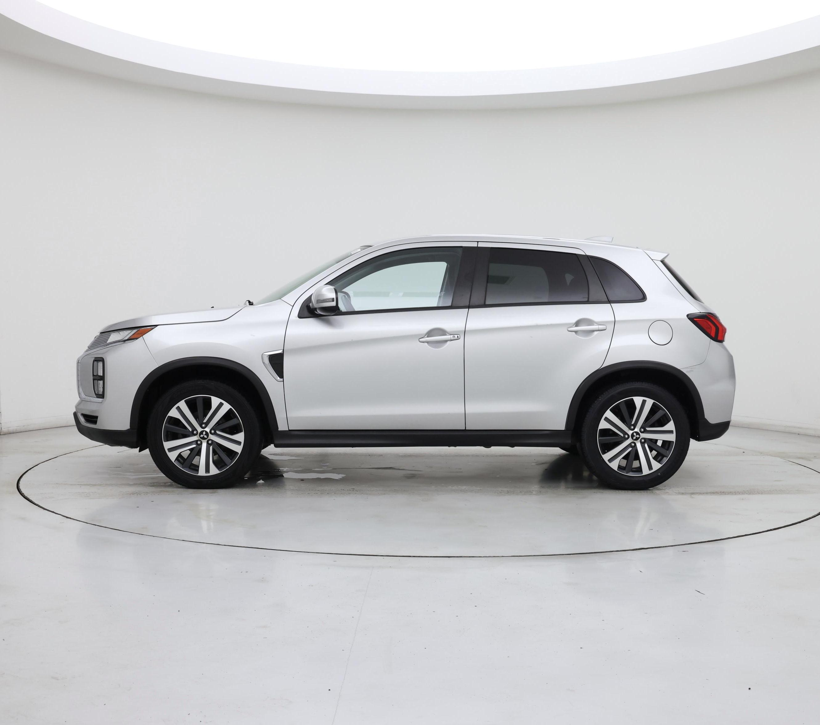 Thumbnail: 2021 Mitsubishi Outlander Sport - 3