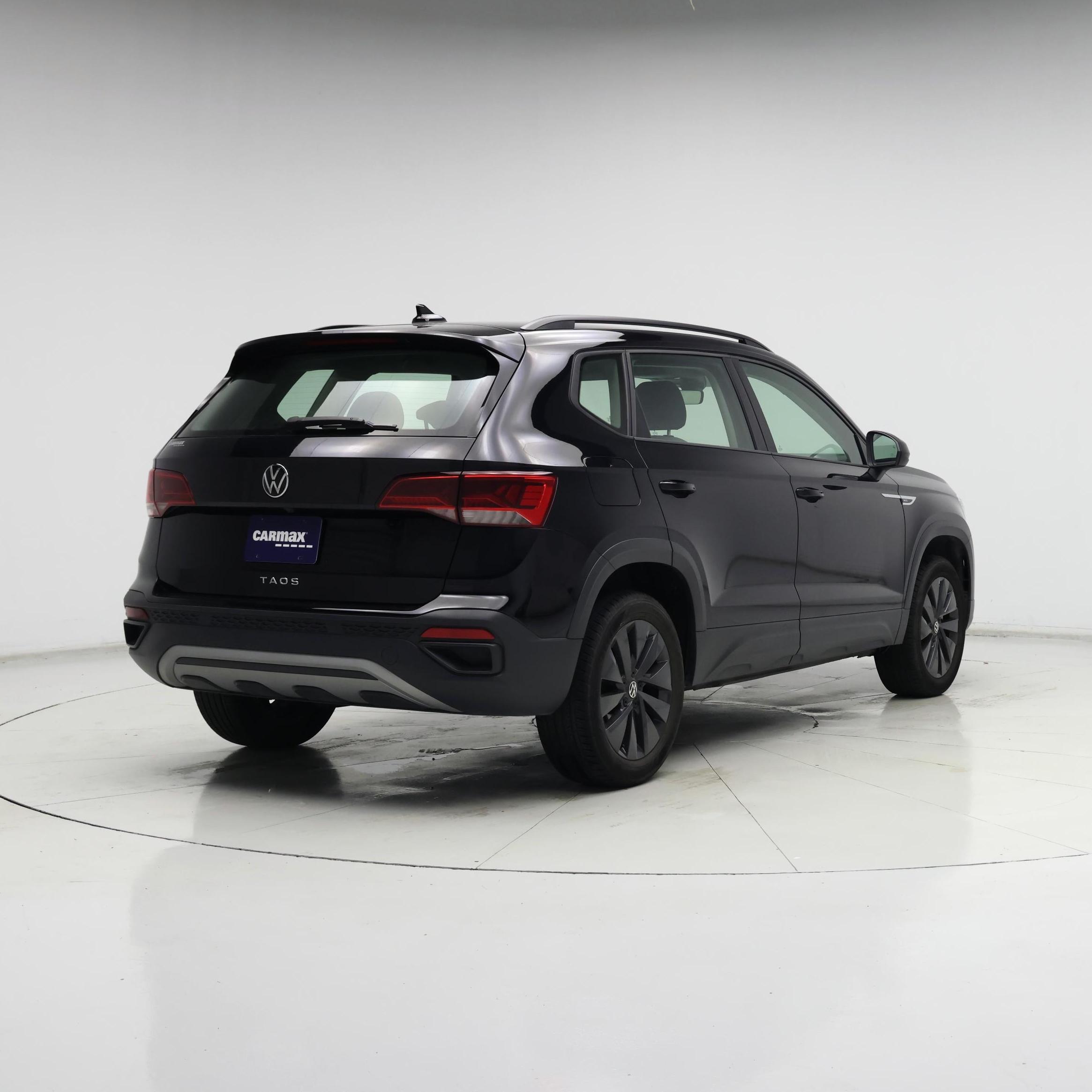 Thumbnail: 2024 Volkswagen Taos - 8