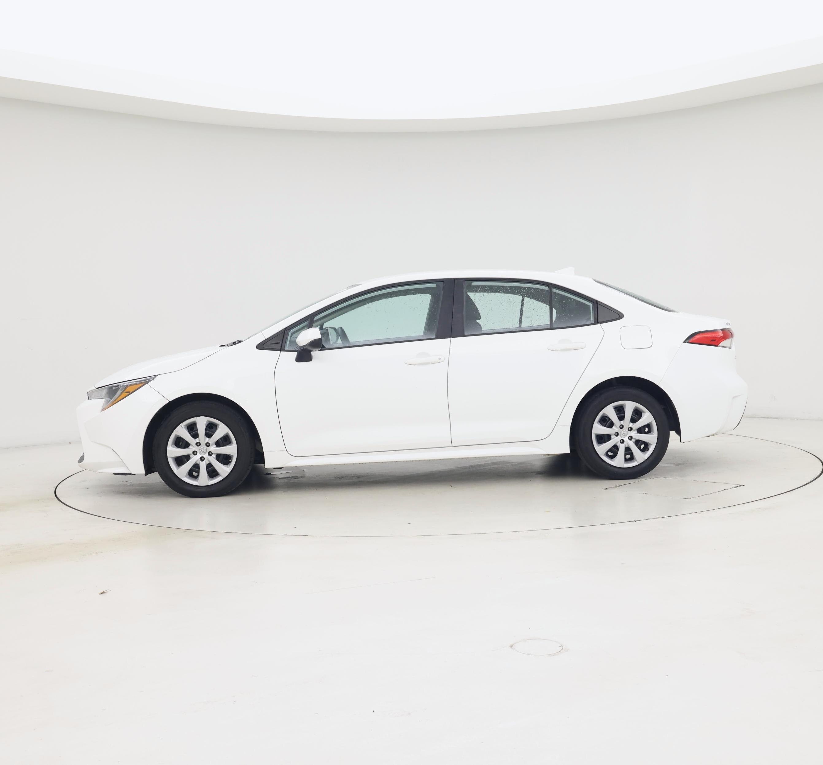 Thumbnail: 2022 Toyota Corolla - 3