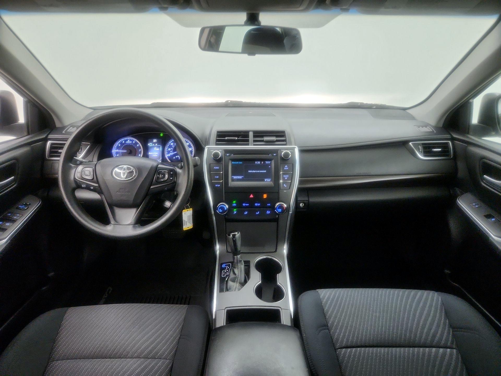 Thumbnail: 2016 Toyota Camry - 9