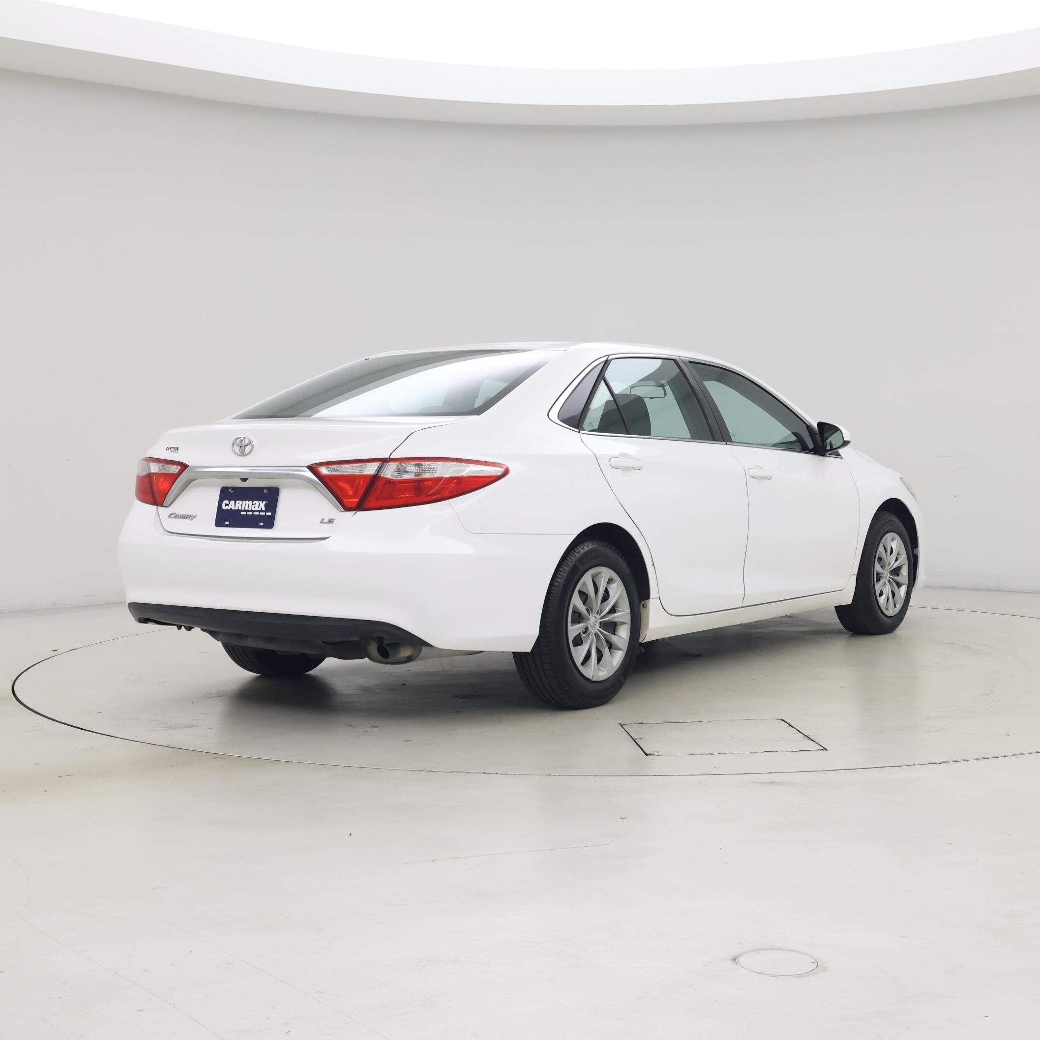 Thumbnail: 2016 Toyota Camry - 8