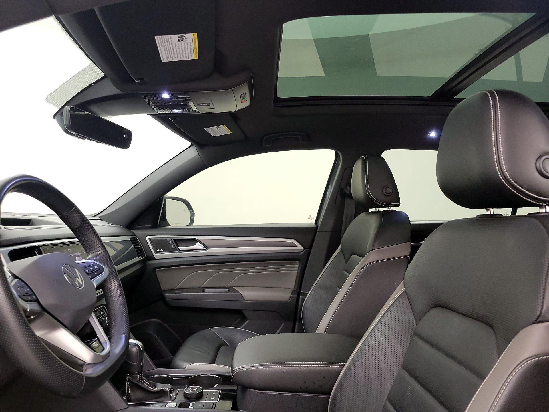 Thumbnail: 2023 Volkswagen Atlas - 19