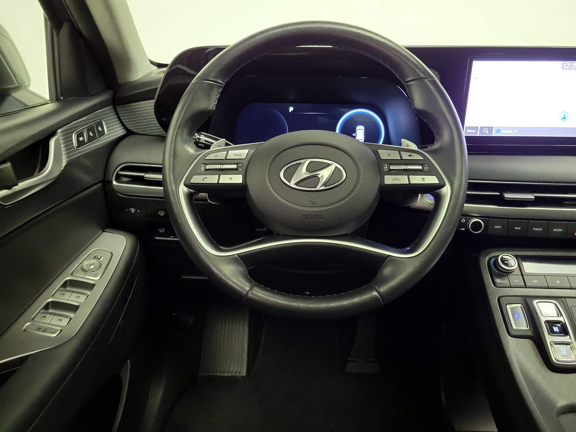 Thumbnail: 2023 Hyundai Palisade - 10