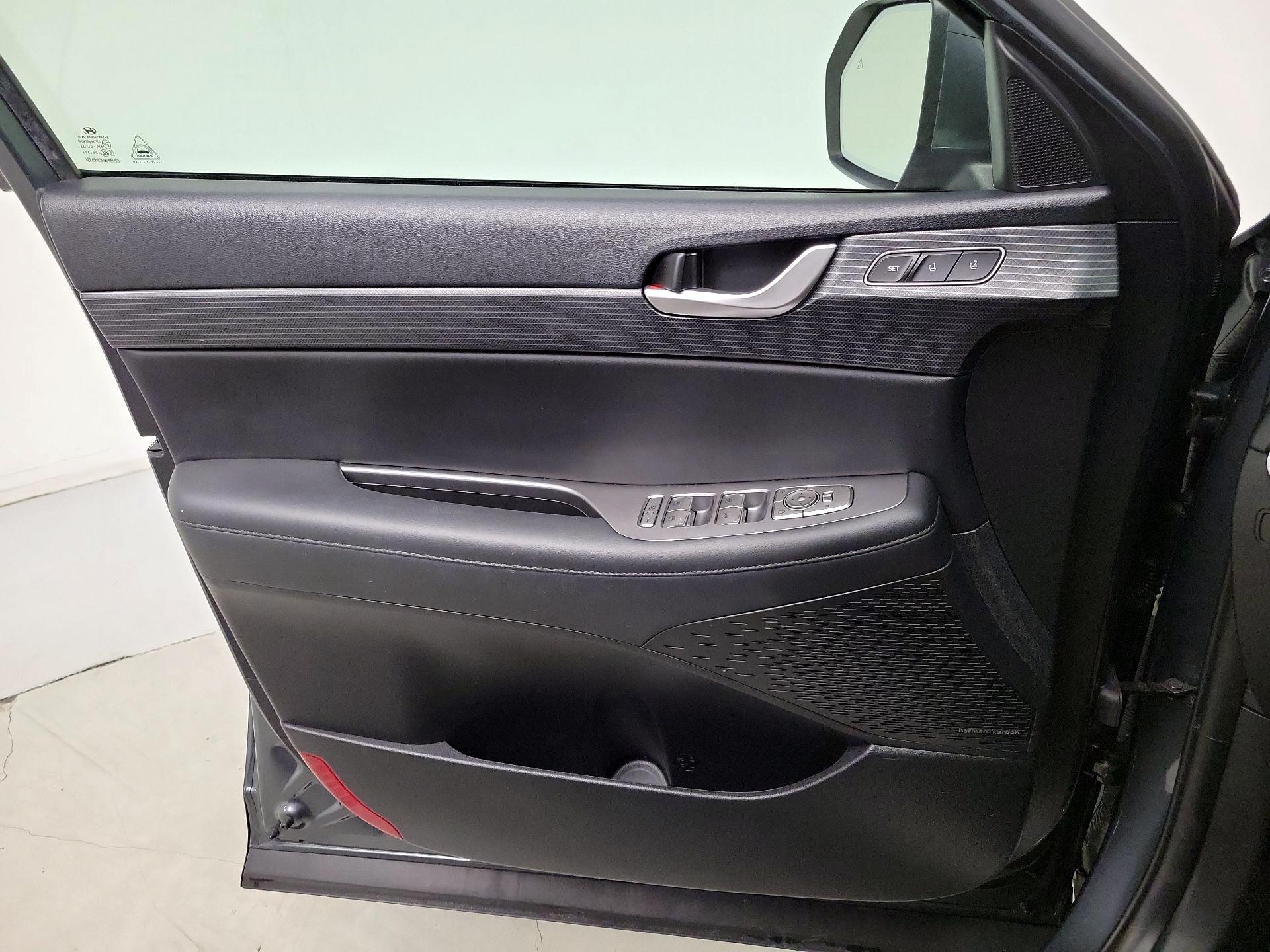 Thumbnail: 2023 Hyundai Palisade - 12