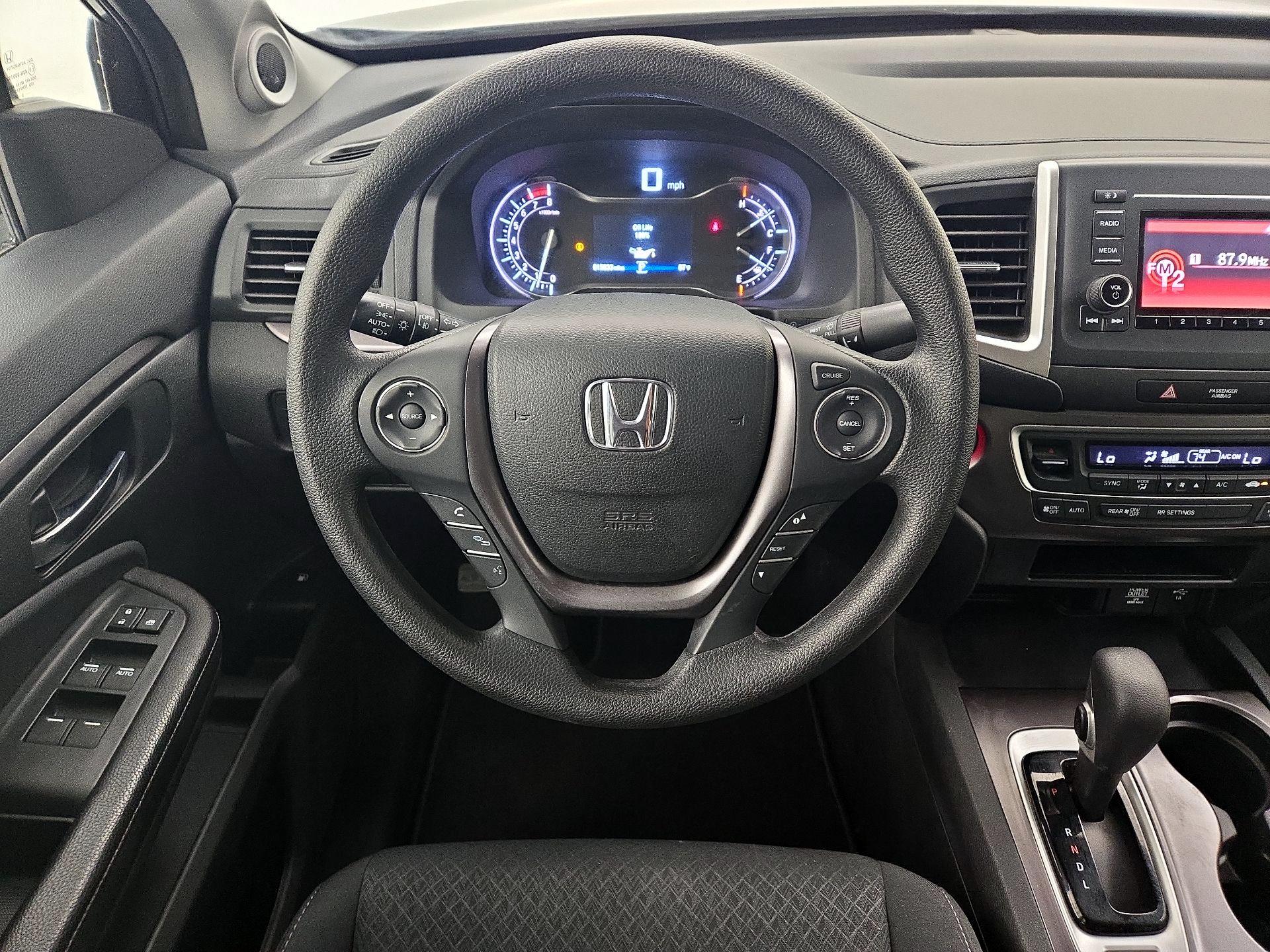 Thumbnail: 2019 Honda Ridgeline - 10