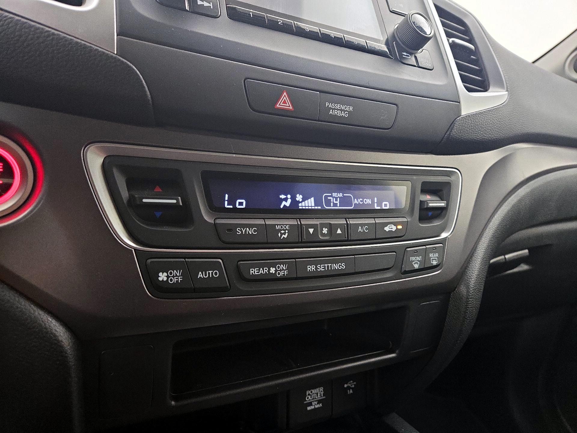 Thumbnail: 2019 Honda Ridgeline - 16