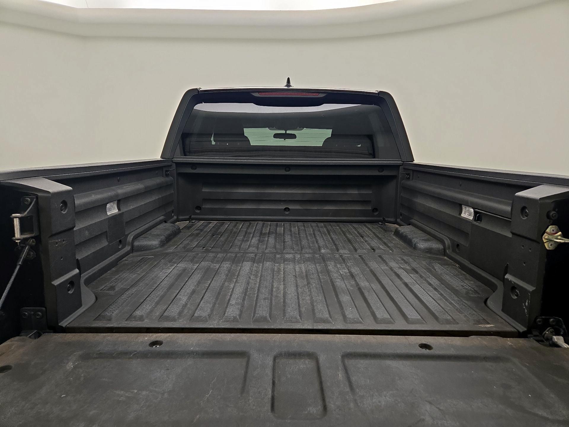 Thumbnail: 2019 Honda Ridgeline - 20