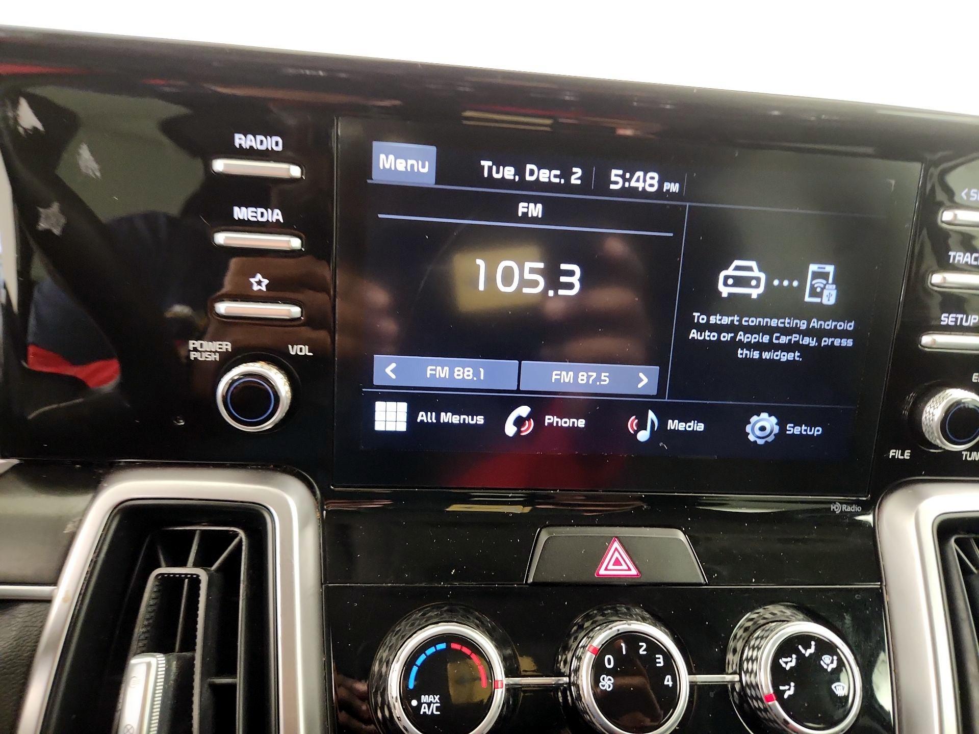 Thumbnail: 2022 Kia Sorento - 15