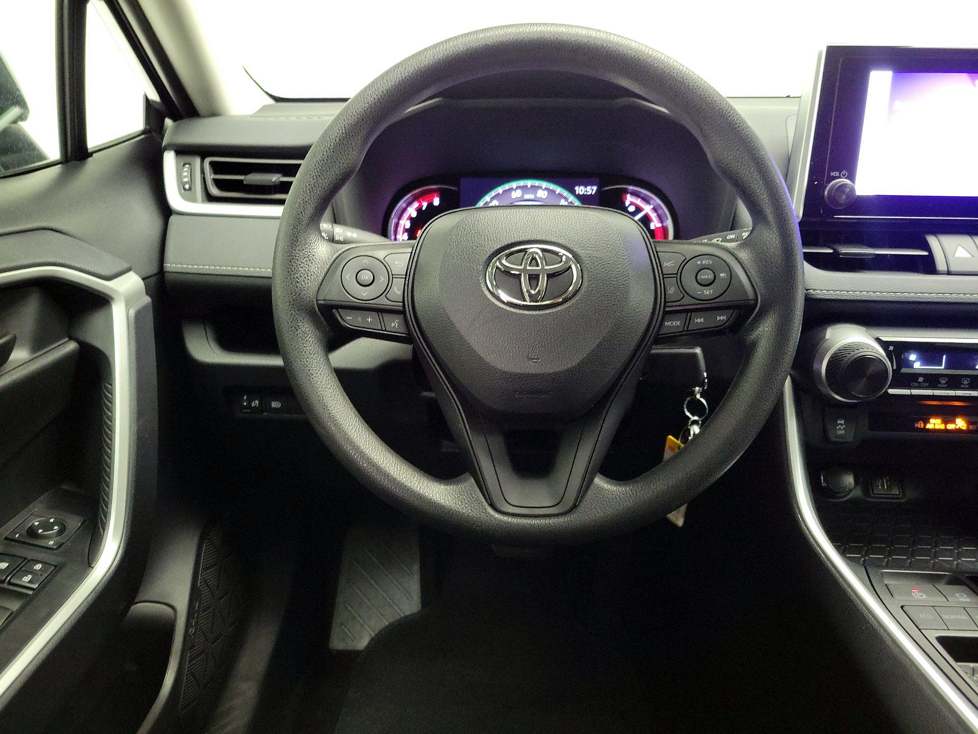 Thumbnail: 2024 Toyota RAV4 - 10