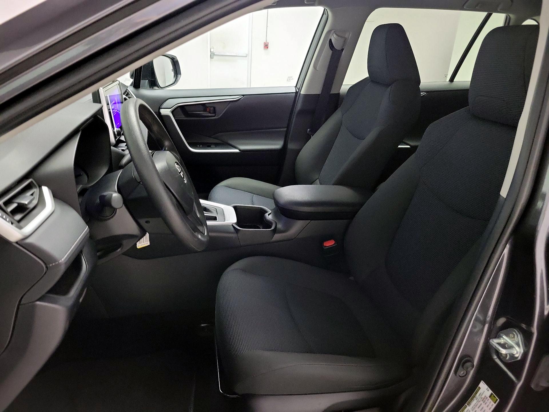 Thumbnail: 2024 Toyota RAV4 - 11