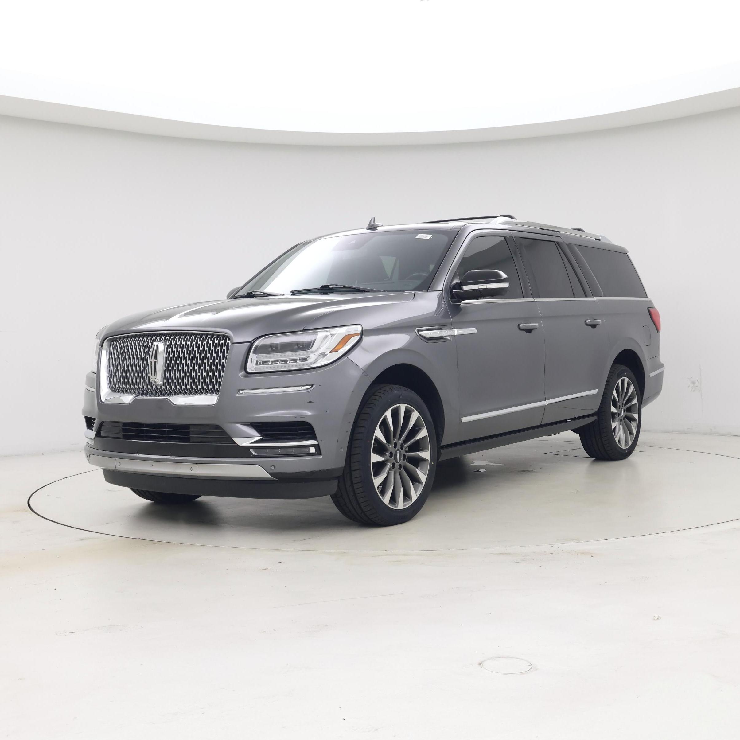 Thumbnail: 2021 Lincoln Navigator L - 4