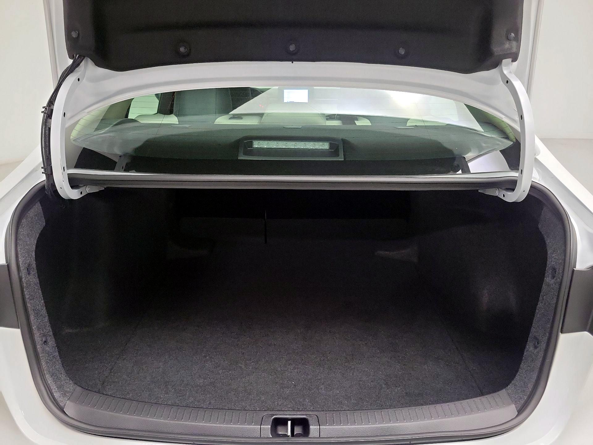 Thumbnail: 2025 Toyota Corolla - 20