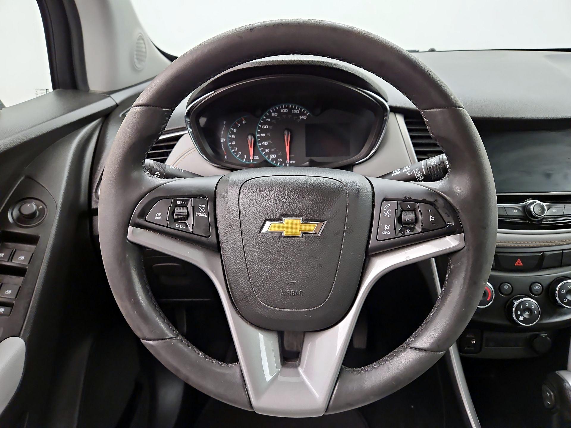 Thumbnail: 2021 Chevrolet Trax - 10