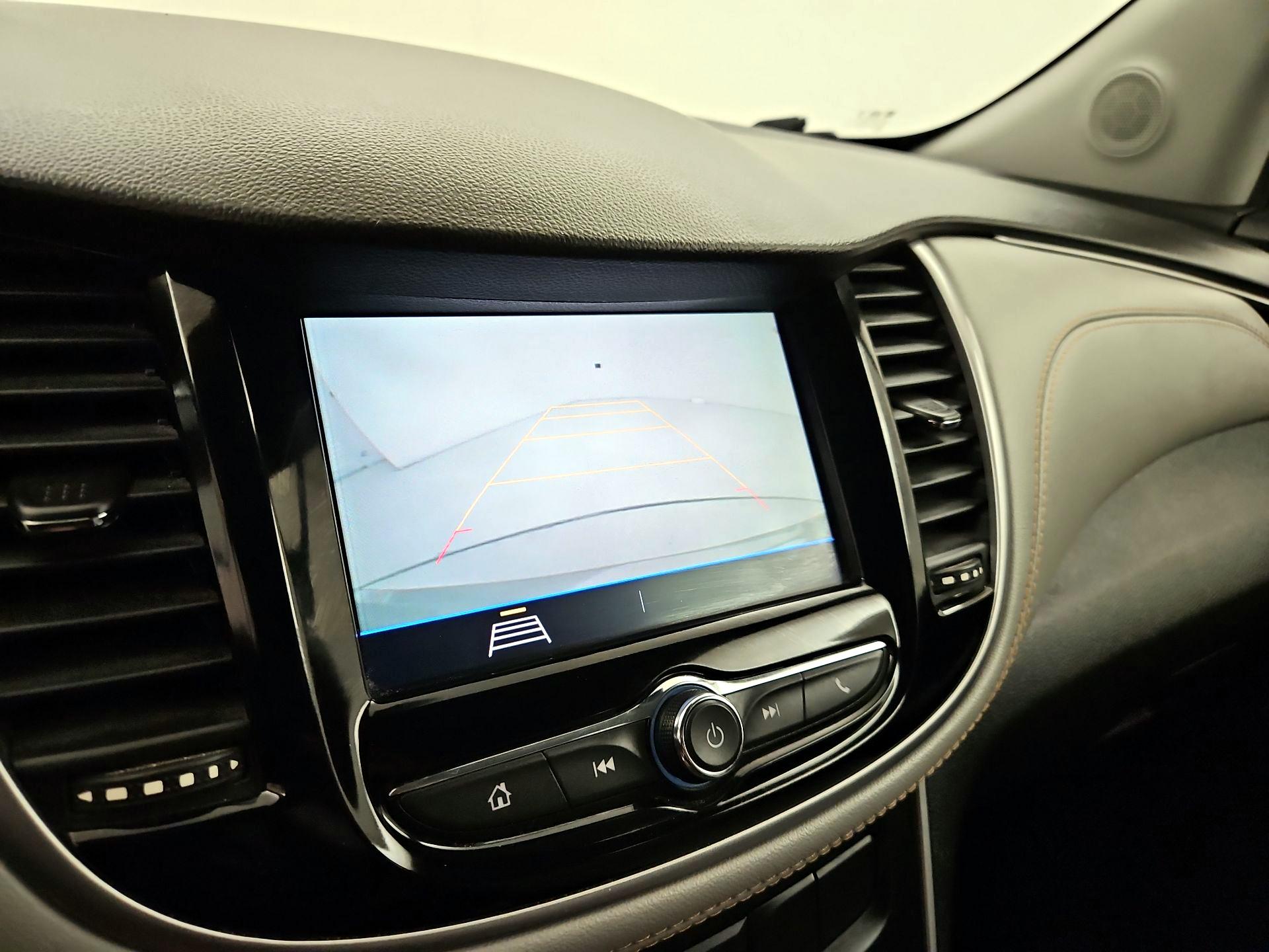 Thumbnail: 2021 Chevrolet Trax - 14