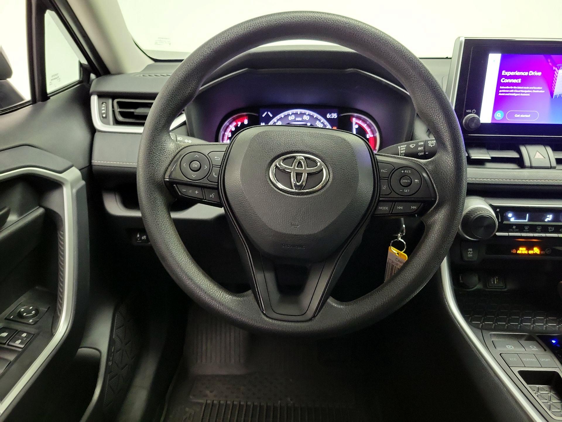 Thumbnail: 2024 Toyota RAV4 - 10