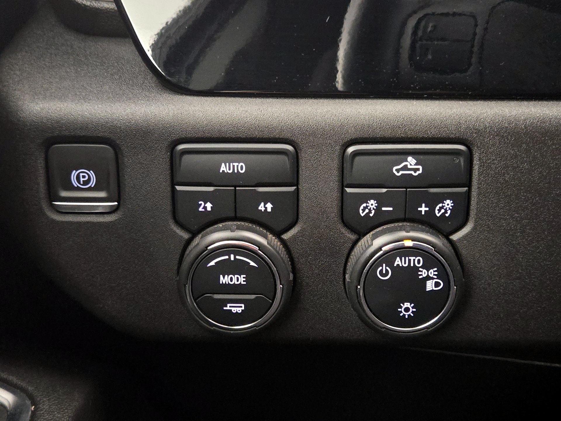 Thumbnail: 2023 Chevrolet Silverado 1500 - 13